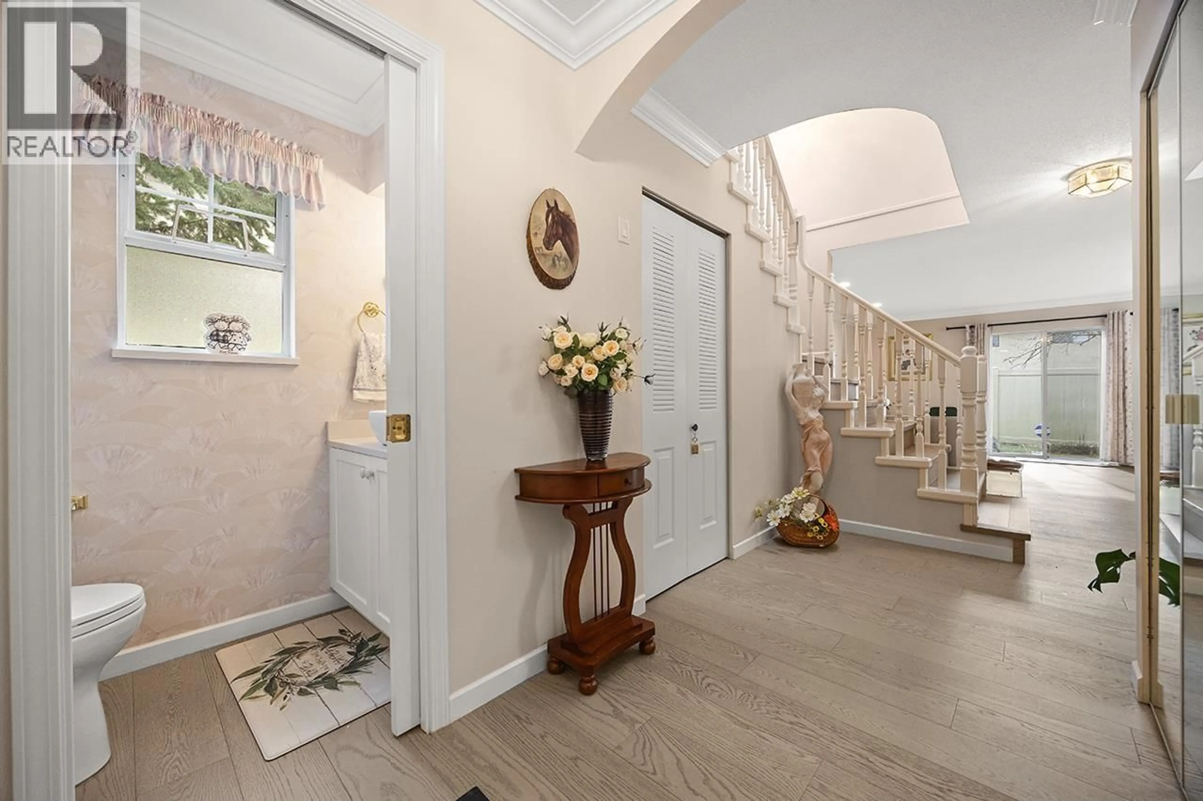 Indoor entryway for 43 - 8720 GENERAL CURRIE ROAD, Richmond British Columbia V6Y3V8