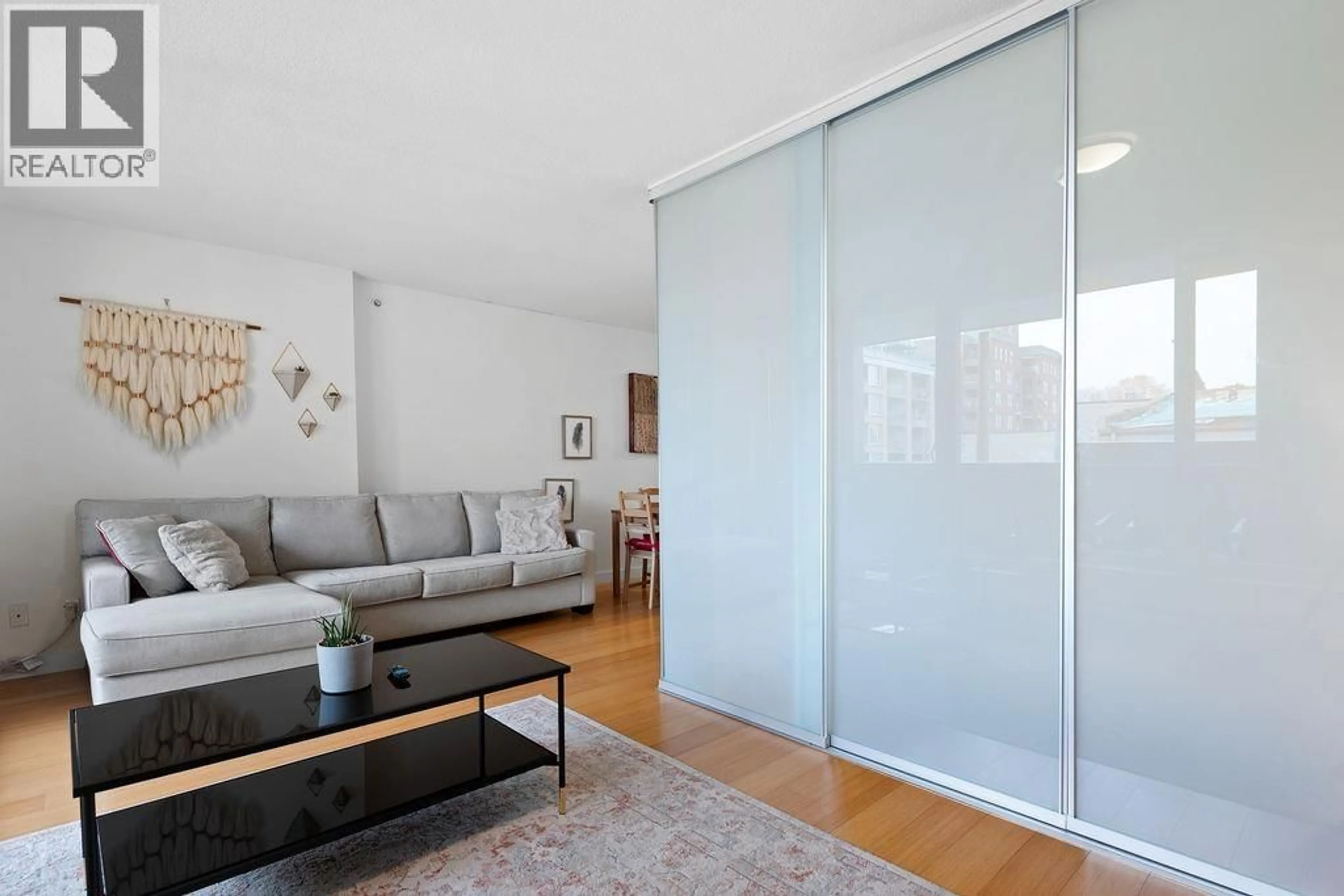 Living room with furniture, unknown for 406 - 718 MAIN STREET, Vancouver British Columbia V6A0B1