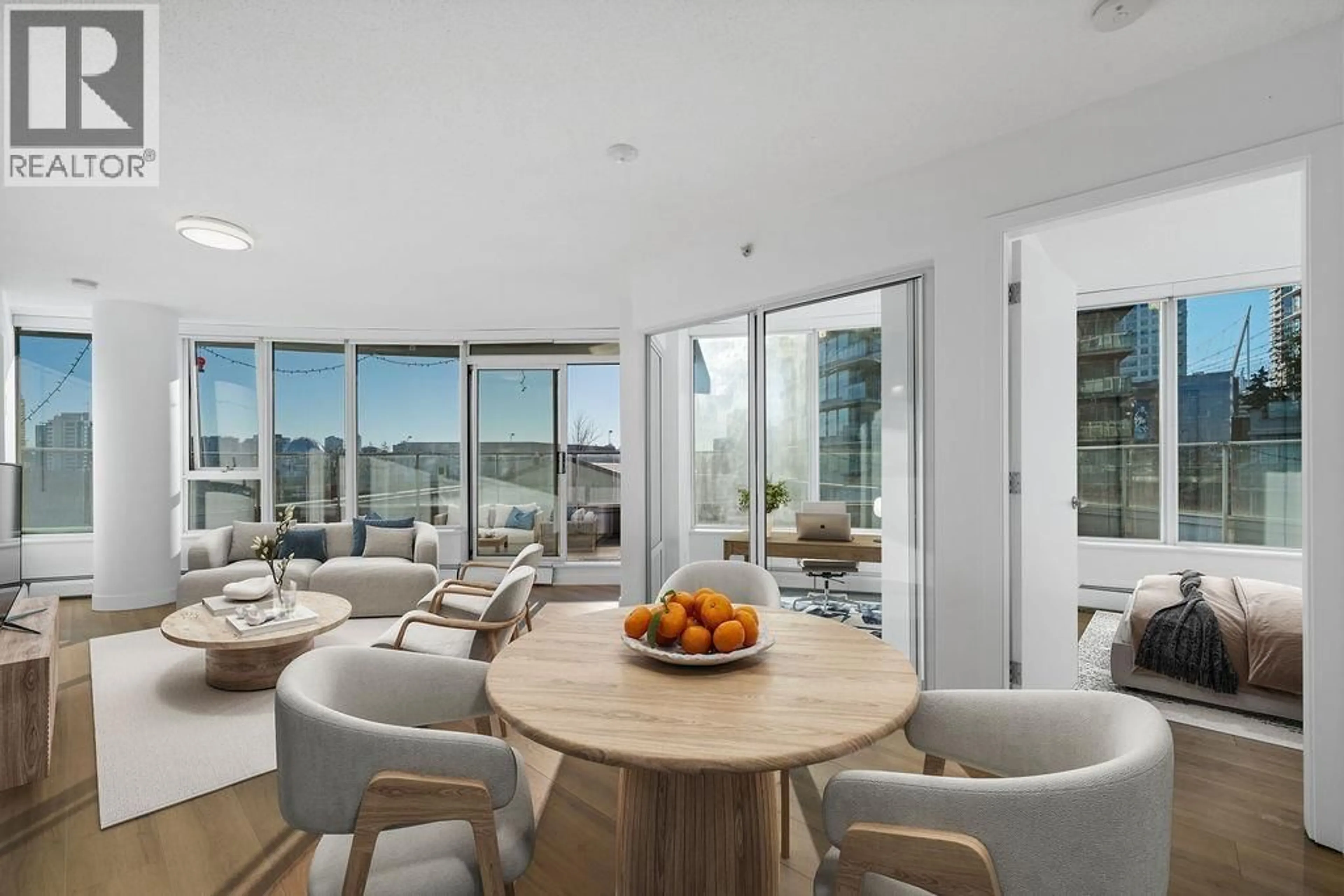 Unknown for 602 - 58 KEEFER PLACE, Vancouver British Columbia V6B0B8