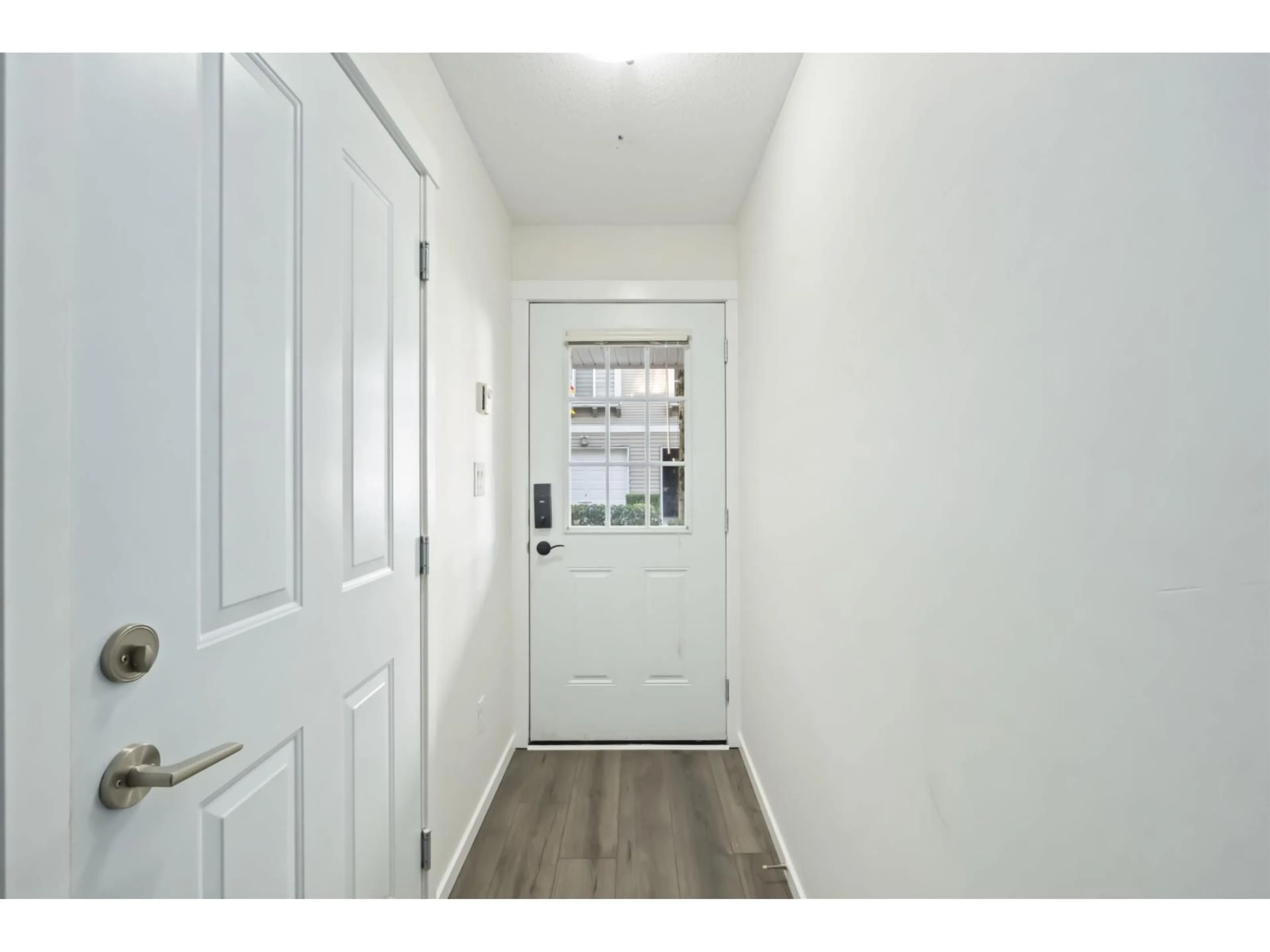 Indoor entryway for #23 - 15155 62A AVENUE, Surrey British Columbia V3S8A6