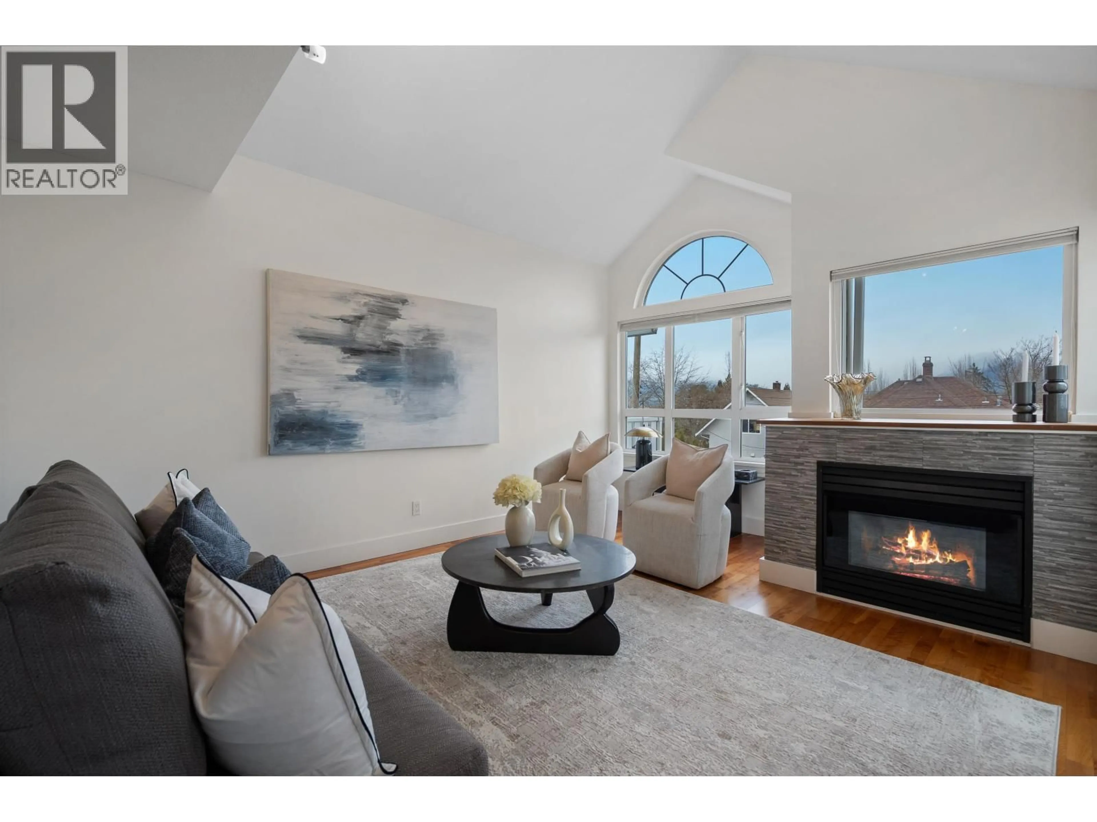 Living room with furniture, unknown for 403 - 1623 2ND AVENUE, Vancouver British Columbia V5N1E1