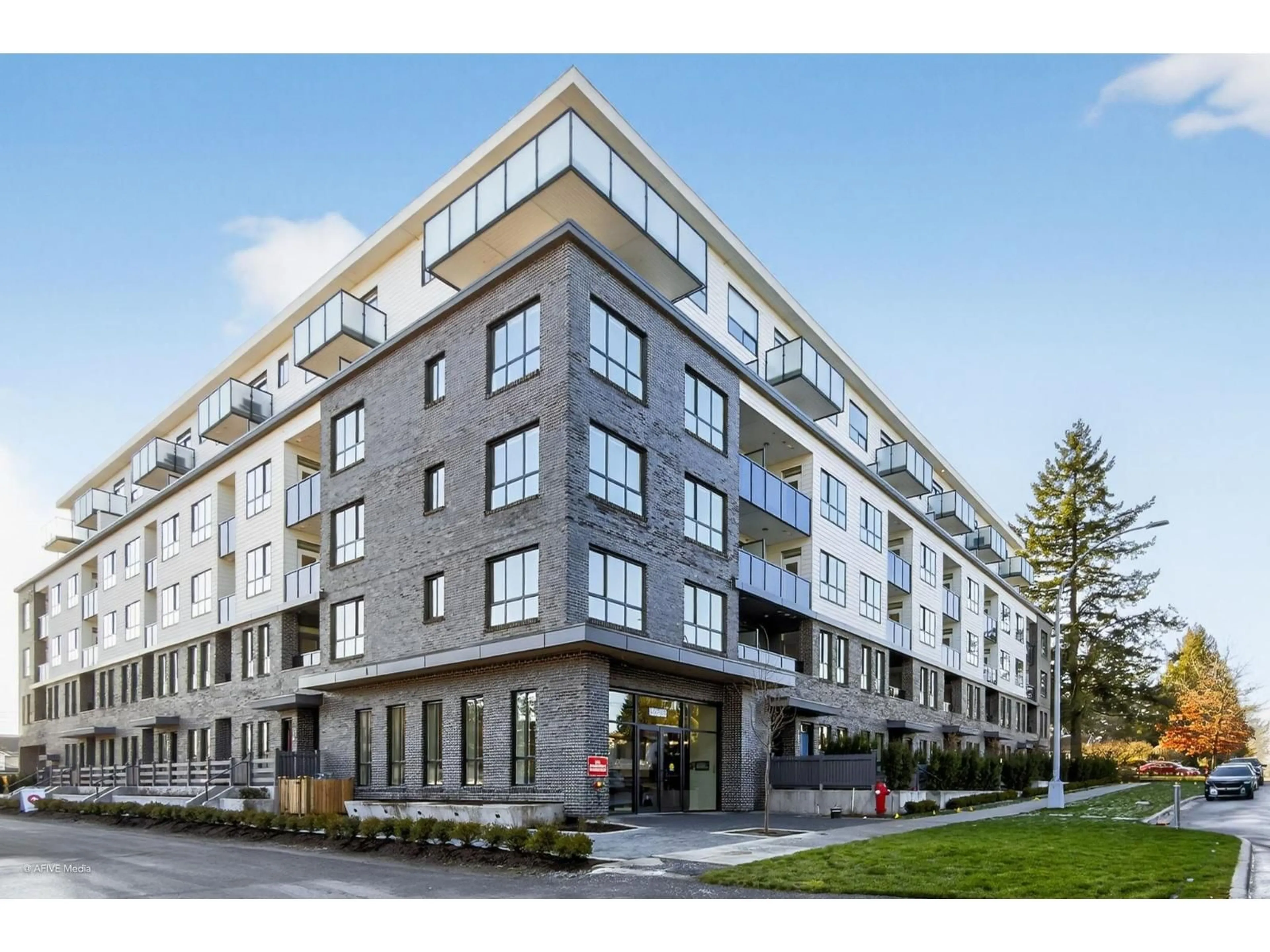 Unknown for 403 - 14778 106 AVENUE AVENUE NORTH, Surrey British Columbia V3R5Y1