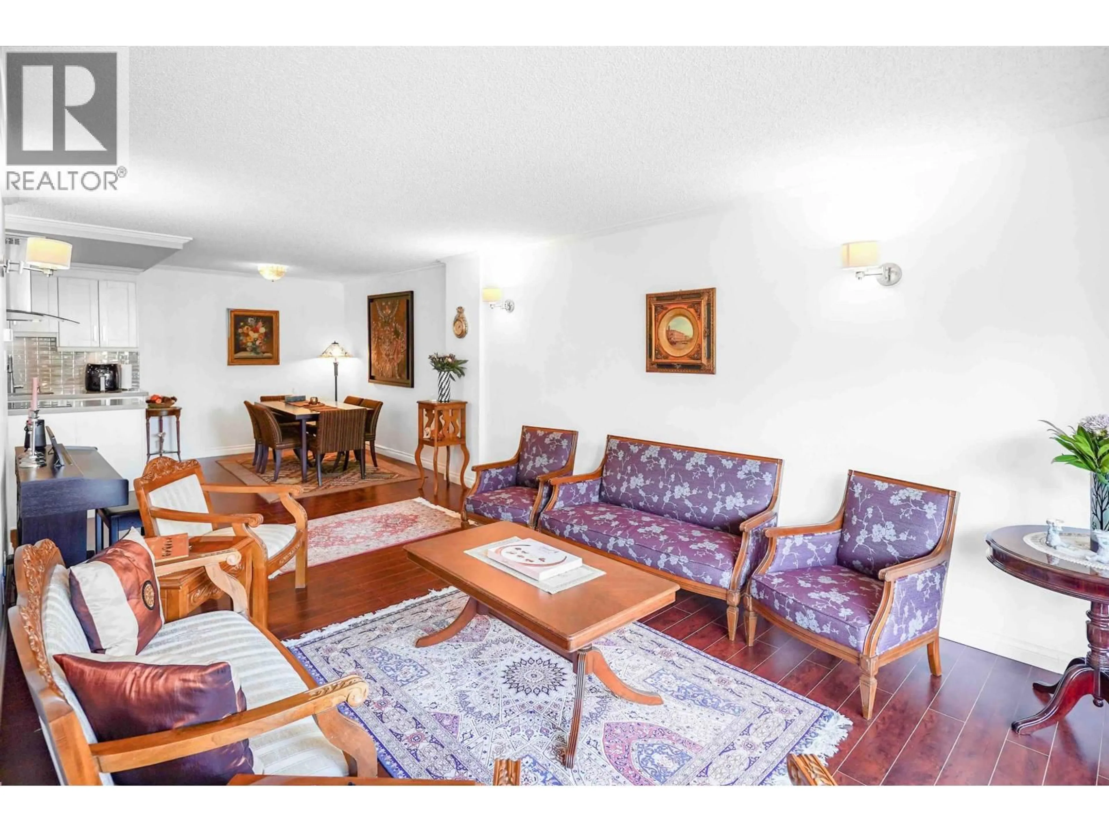 Living room with furniture, unknown for 306 - 2020 FULLERTON AVENUE, North Vancouver British Columbia V7P3G3