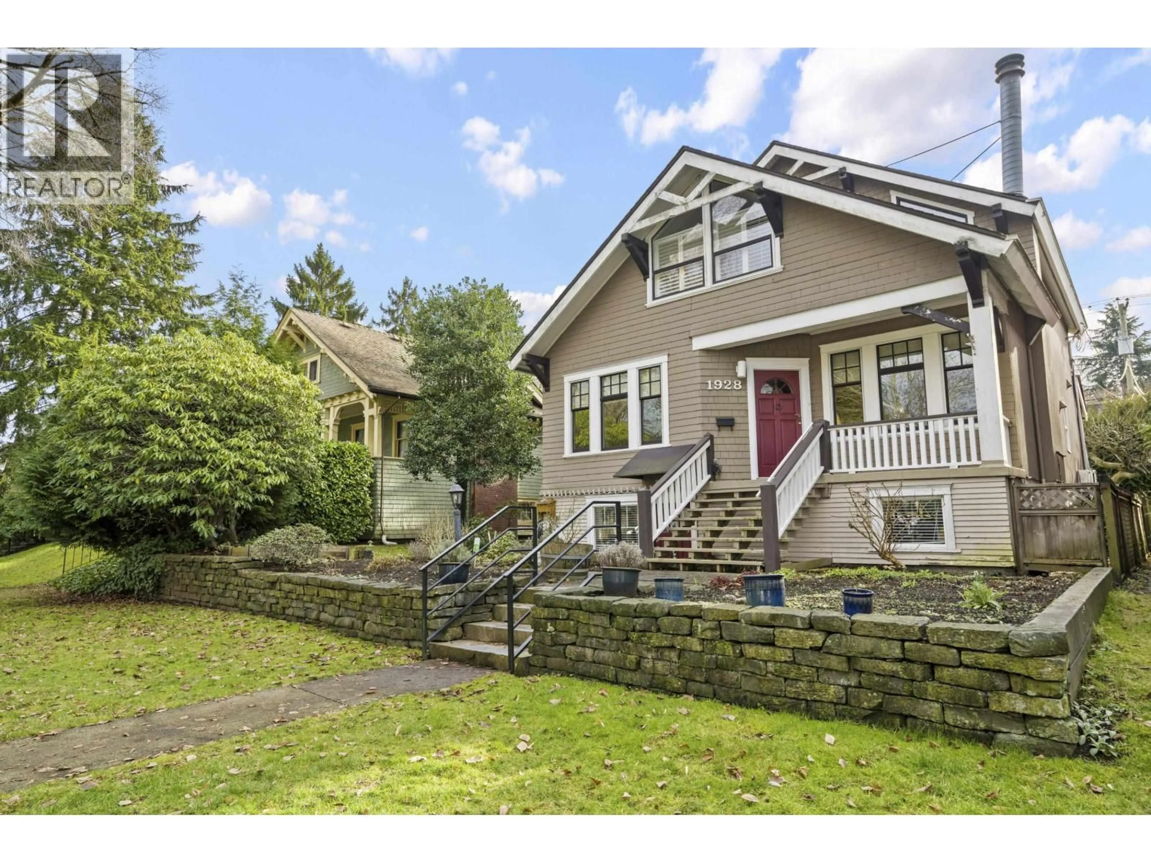 Home with vinyl exterior material, street for 1928 13TH AVENUE, Vancouver British Columbia V6J2H6