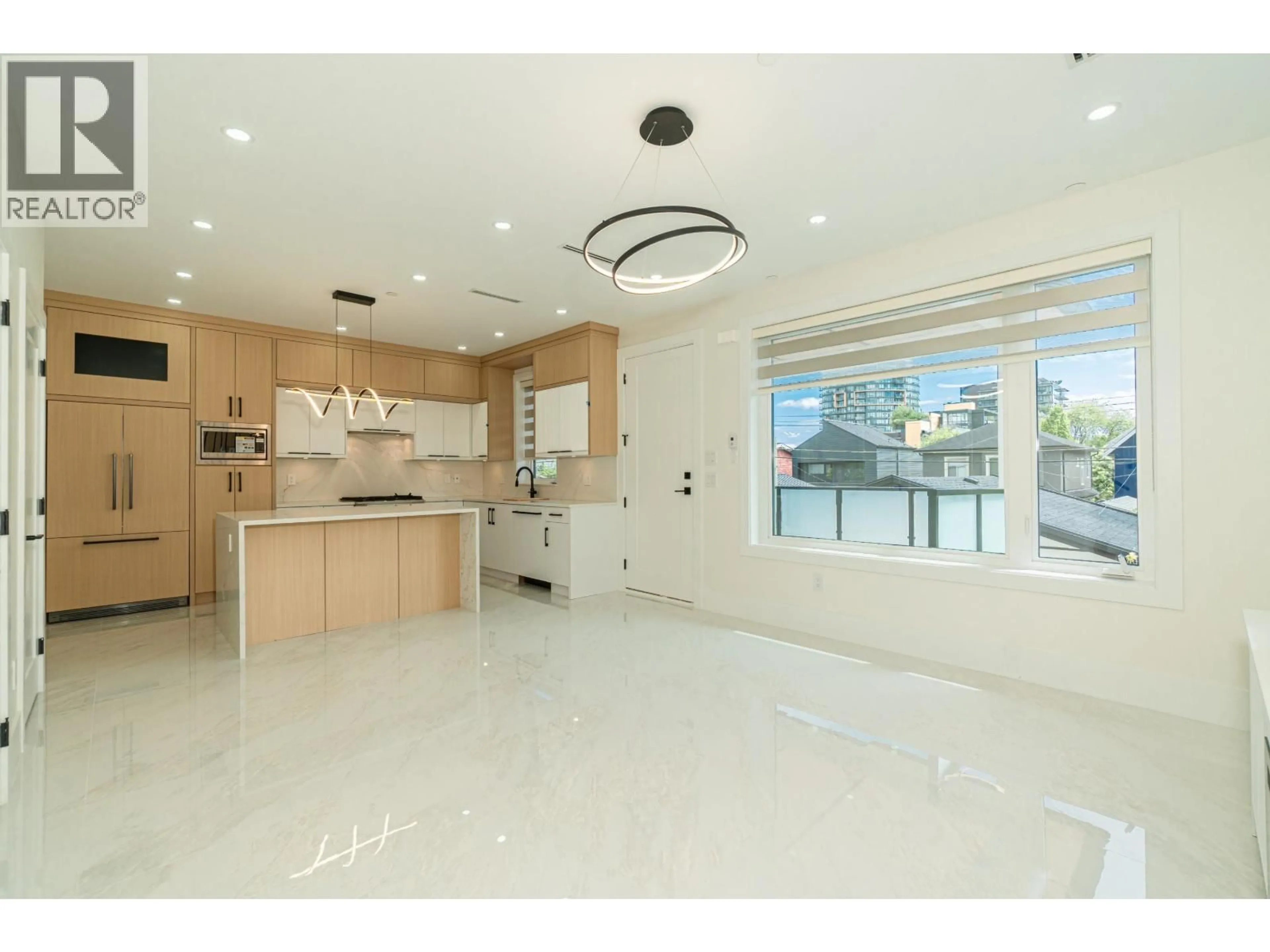 Open concept kitchen, ceramic/tile floor for 1554 66TH AVENUE, Vancouver British Columbia V6P2R9