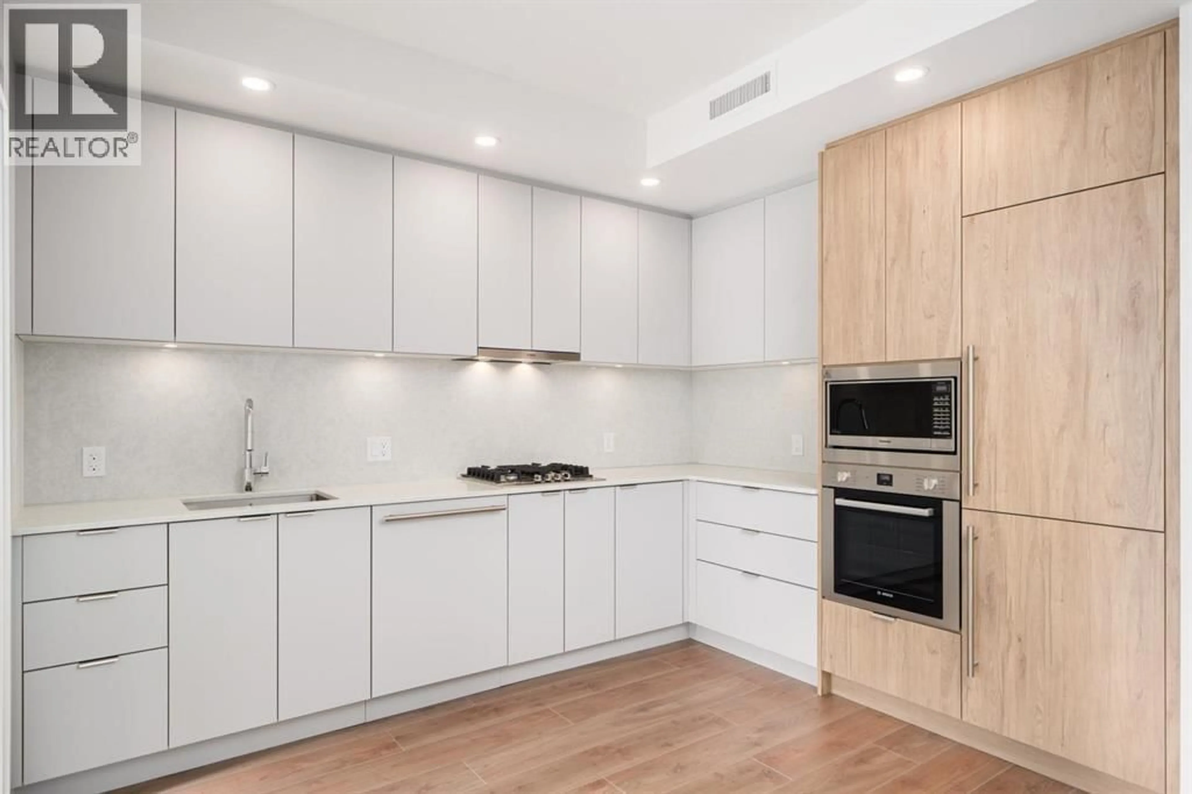 Standard kitchen, unknown for 1503 - 537 COTTONWOOD AVENUE, Coquitlam British Columbia V3J0S4