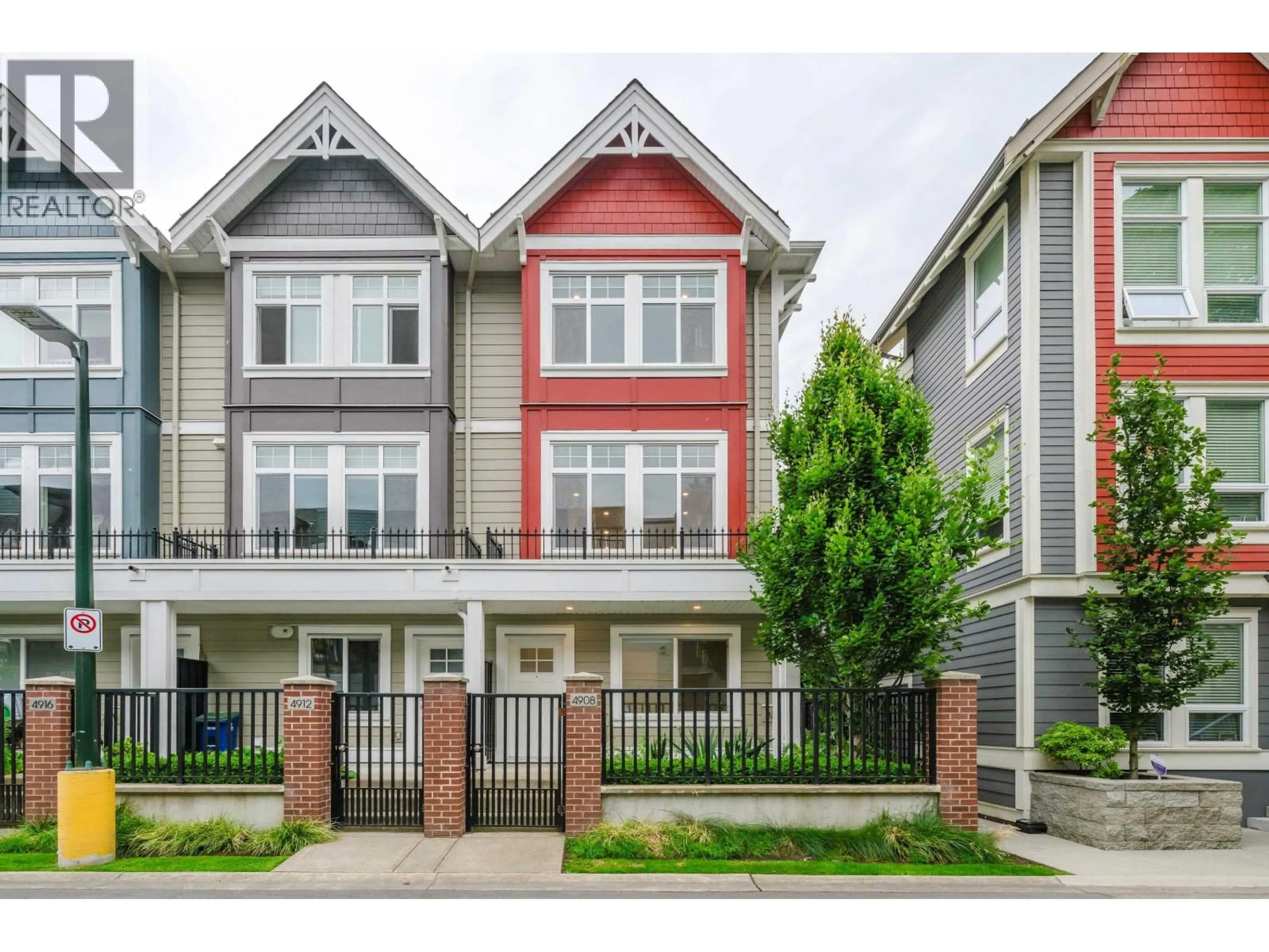 Home with vinyl exterior material, street for 4908 ELLIS LANE, Delta British Columbia V4K0E1