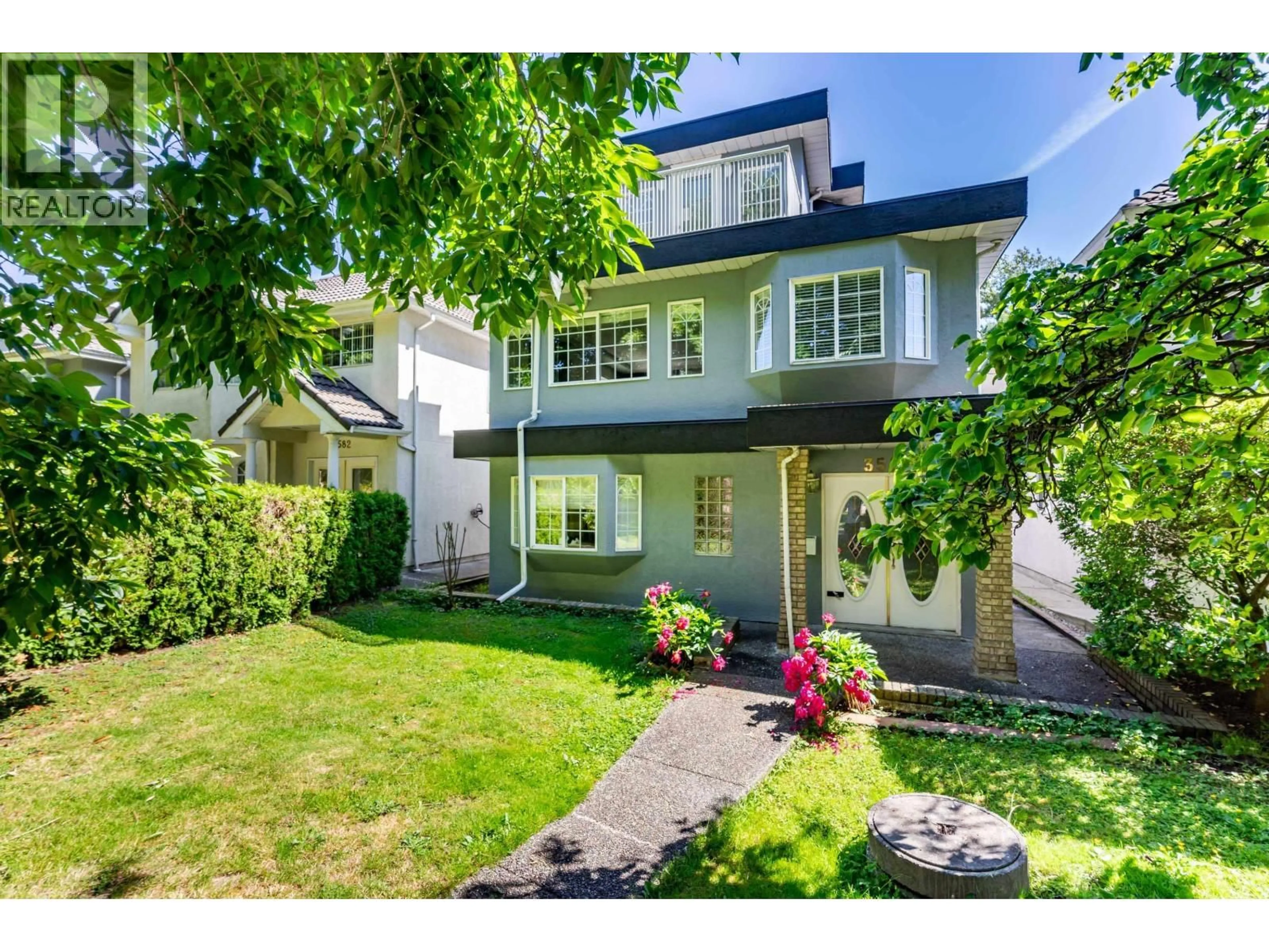 Unknown for 3580 WILLIAM STREET, Vancouver British Columbia V5K2Z7