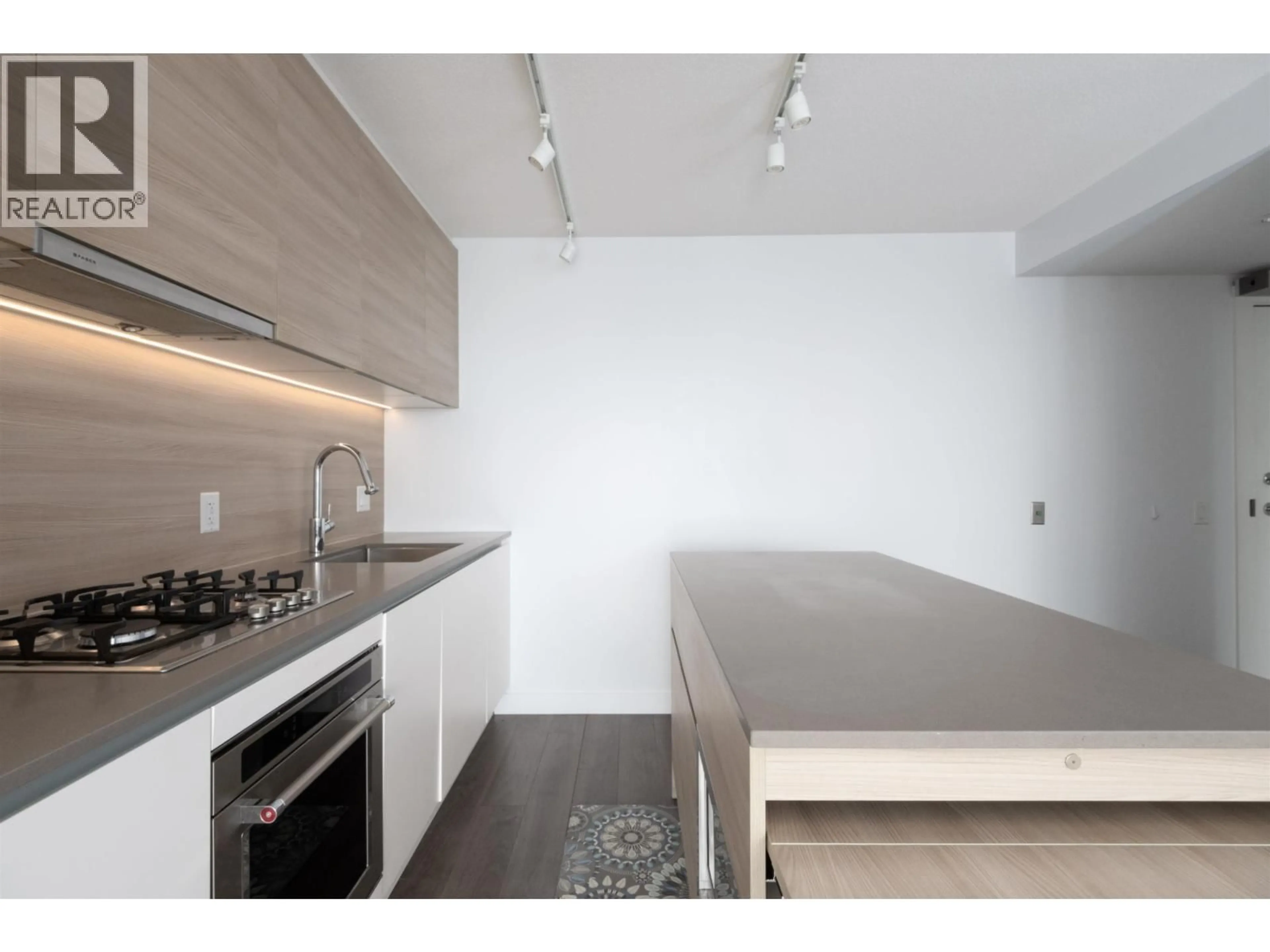 Unknown for 912 - 988 QUAYSIDE DRIVE, New Westminster British Columbia V3M0L5