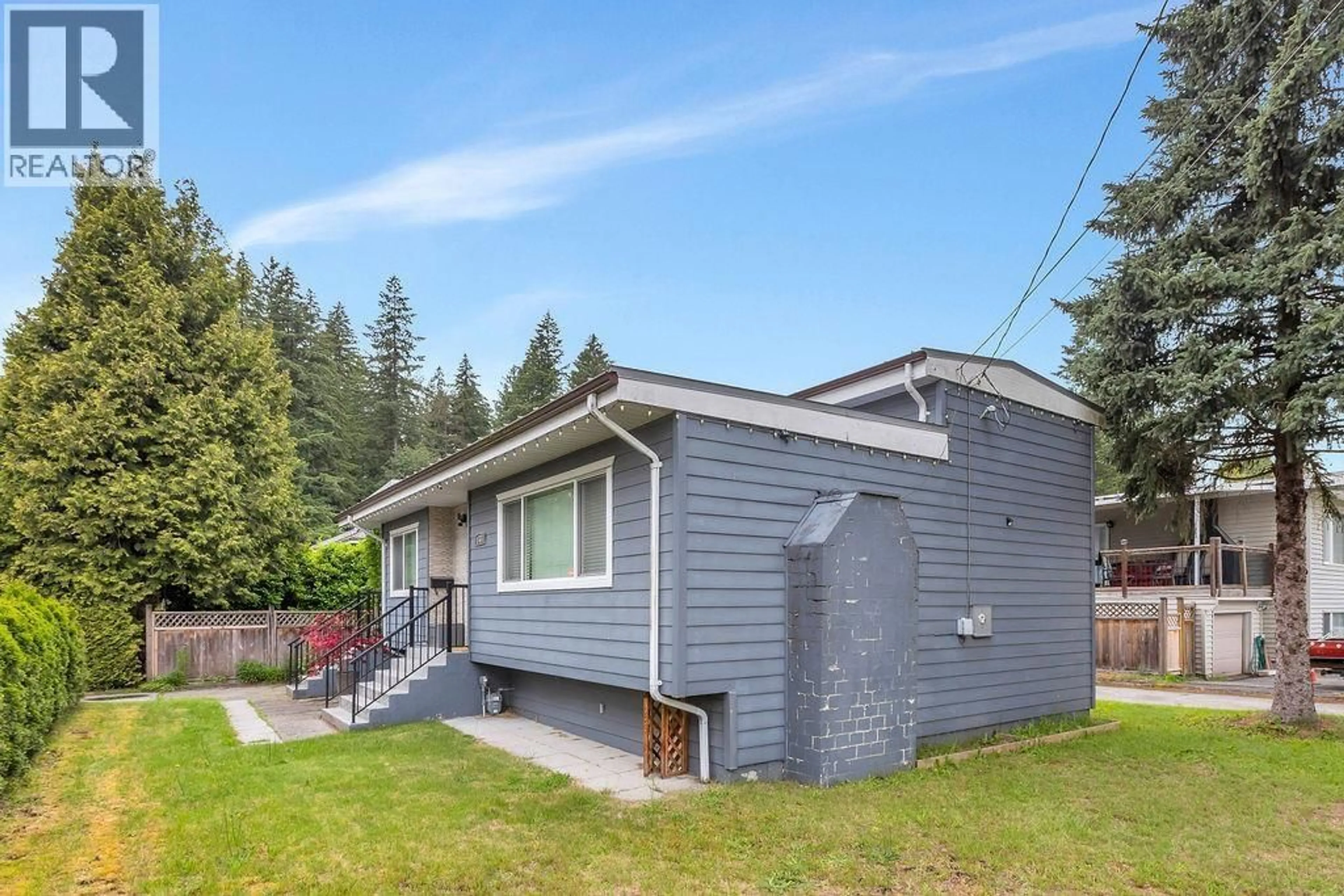 Home with vinyl exterior material, street for 1665 PATRICIA AVENUE, Port Coquitlam British Columbia V3B2G6