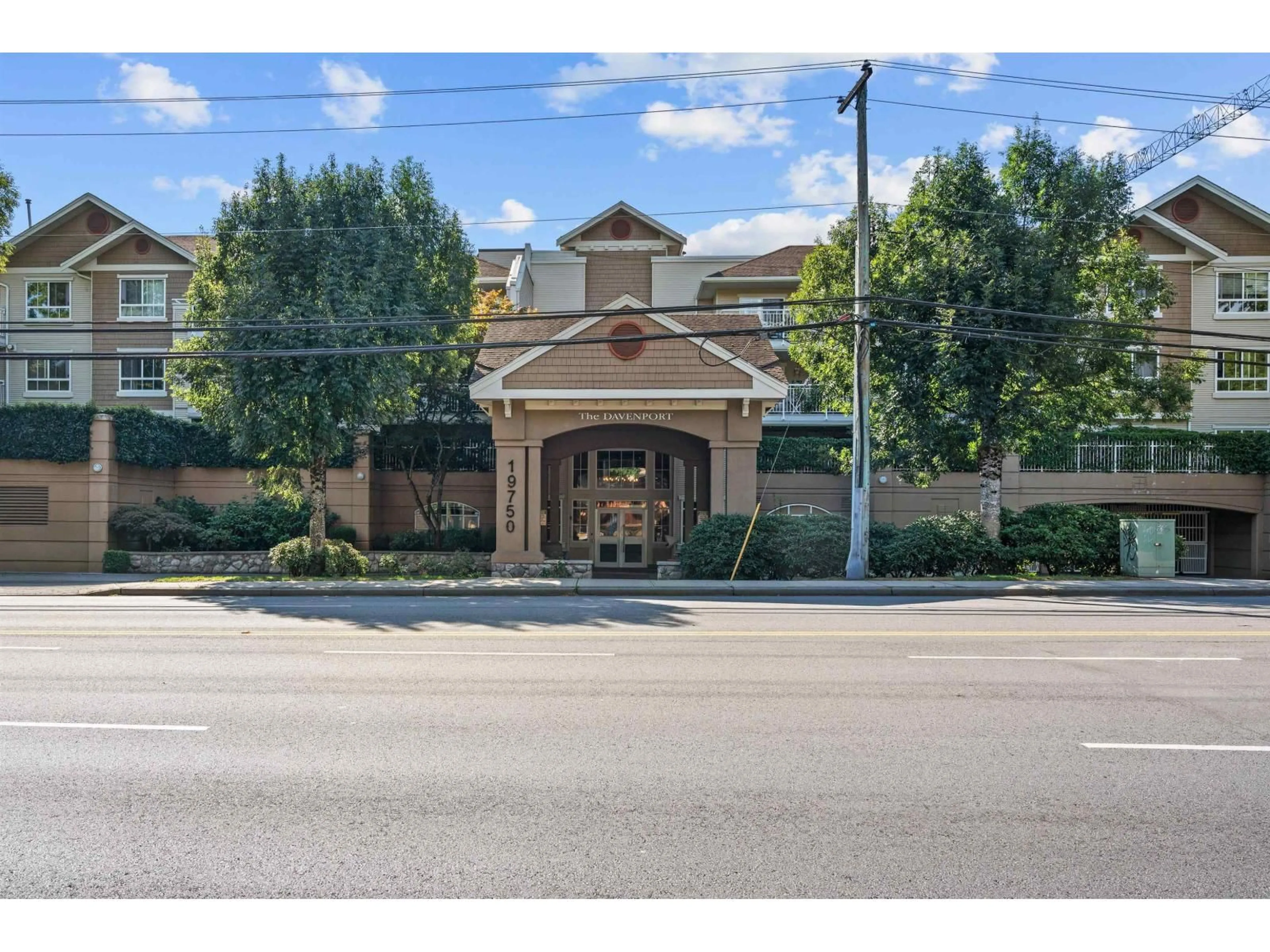 Indoor foyer for 326 - 19750 64 AVENUE, Langley British Columbia V2Y2T1