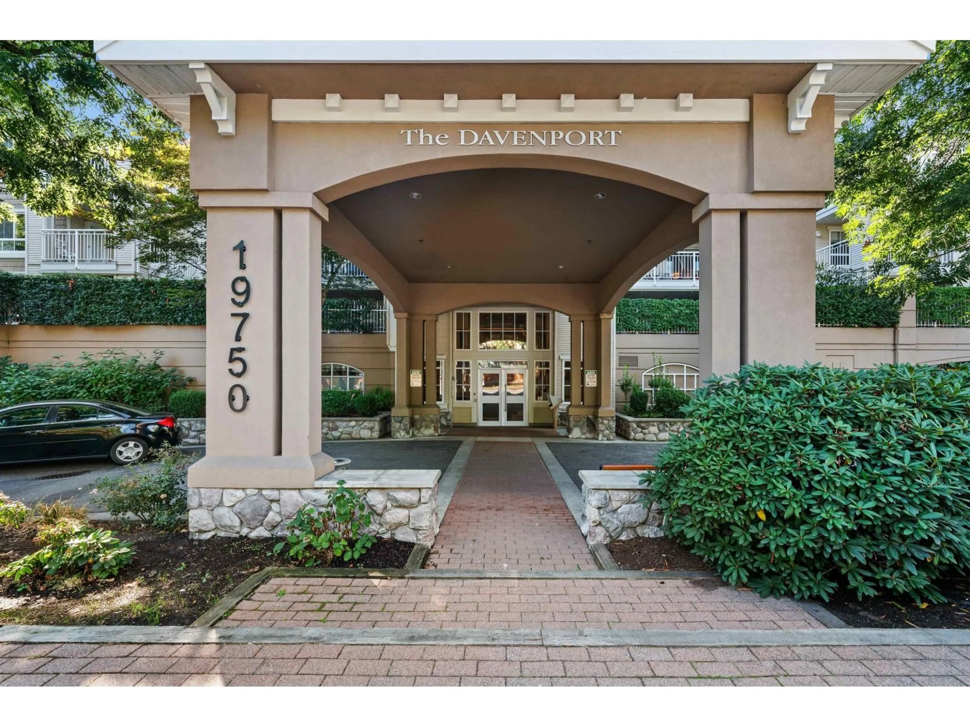 Indoor foyer for 326 - 19750 64 AVENUE, Langley British Columbia V2Y2T1