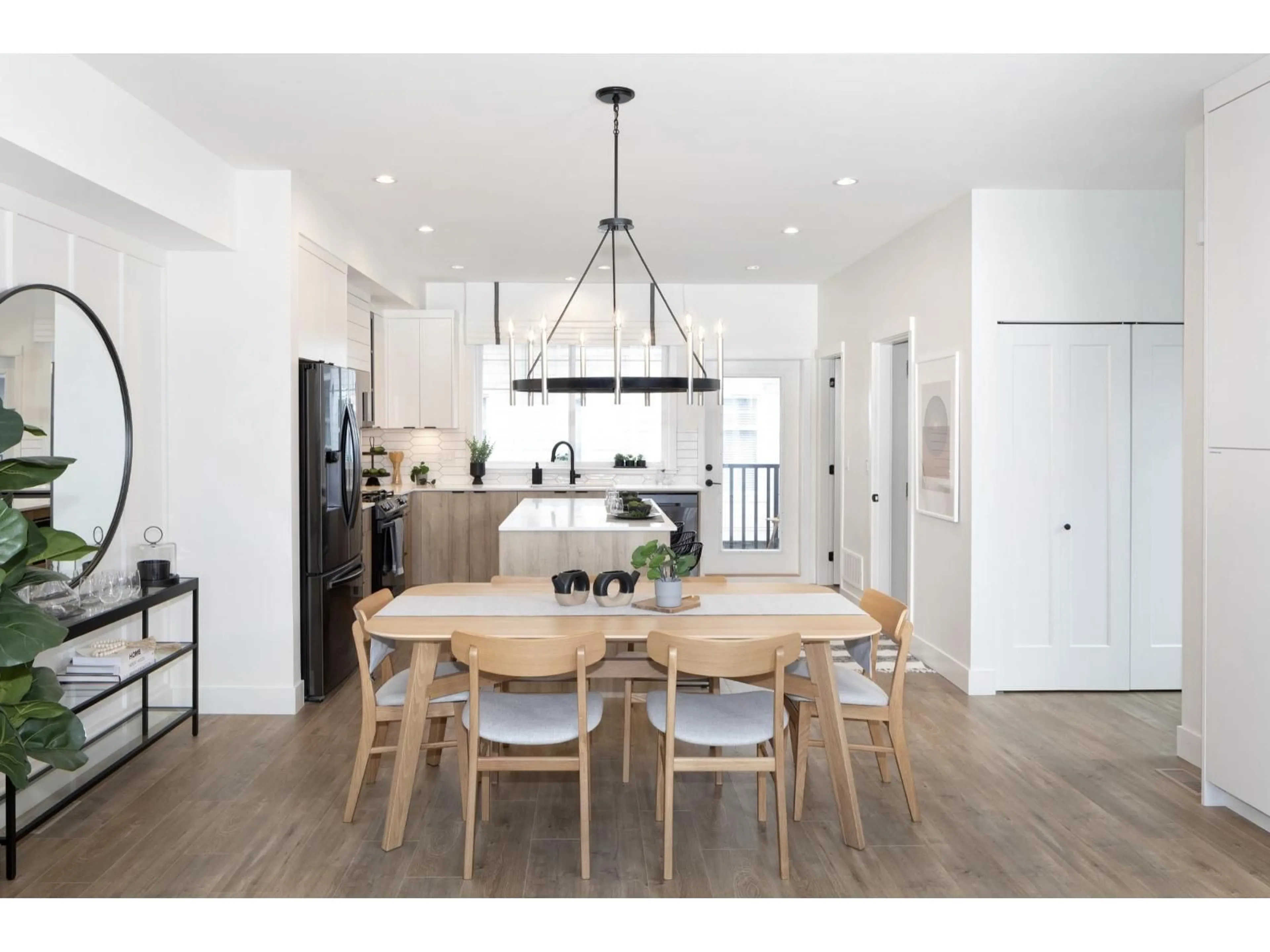 Open concept kitchen, wood/laminate floor for 66 - 14541 WINTER CRESCENT, Surrey British Columbia V4P0G5