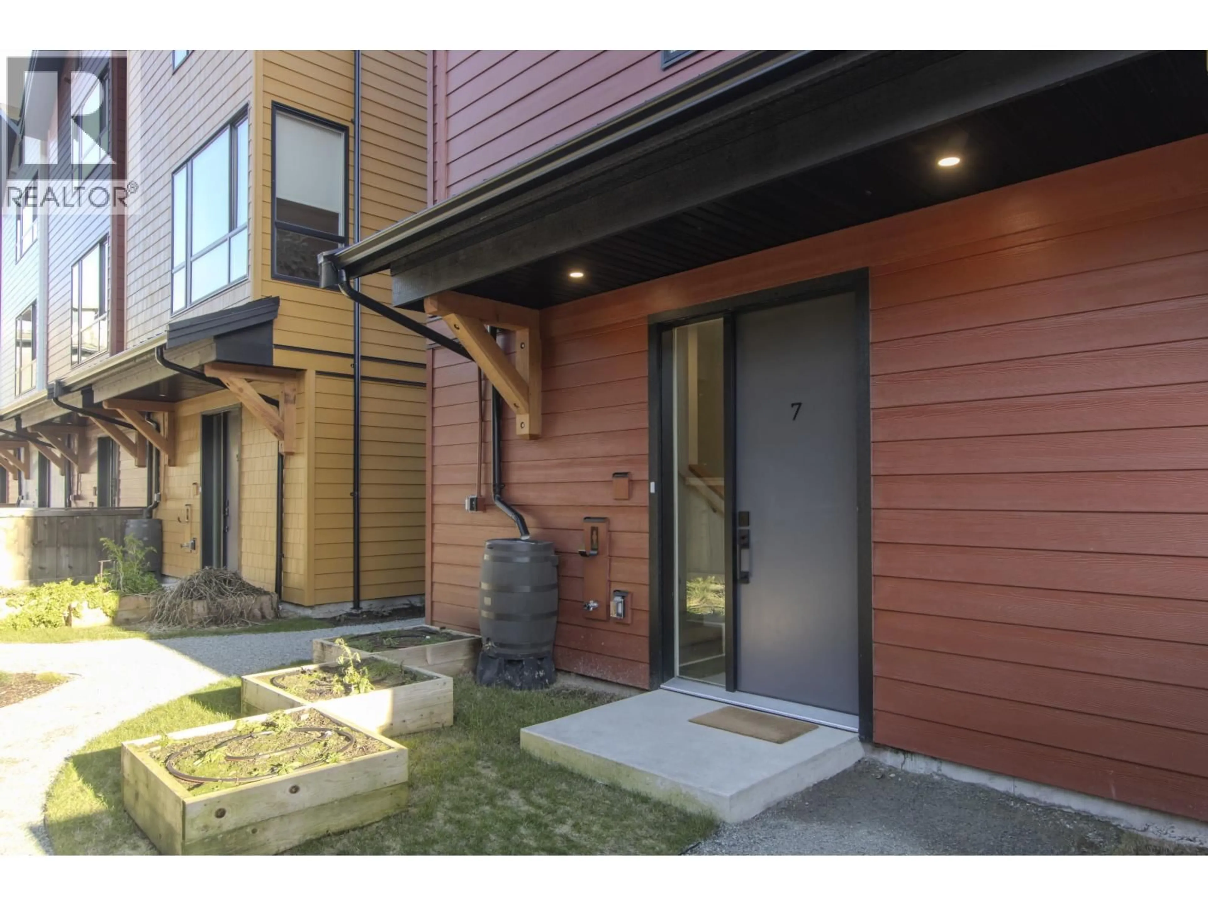 Unknown for 7 - 1165 WILSON CRESCENT, Squamish British Columbia V8B0C2