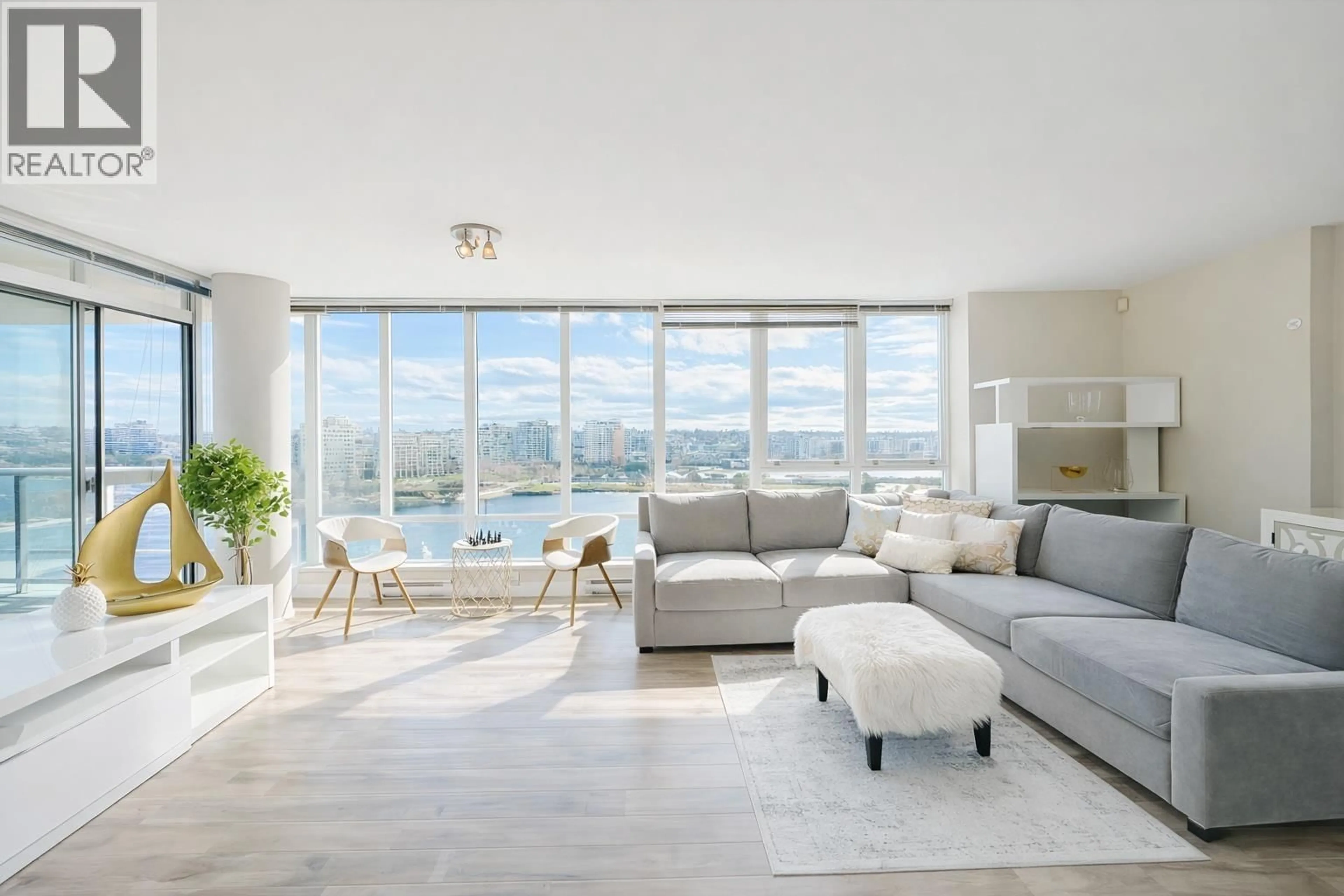 Living room with furniture, unknown for 1506 - 980 COOPERAGE WAY, Vancouver British Columbia V6B0C3