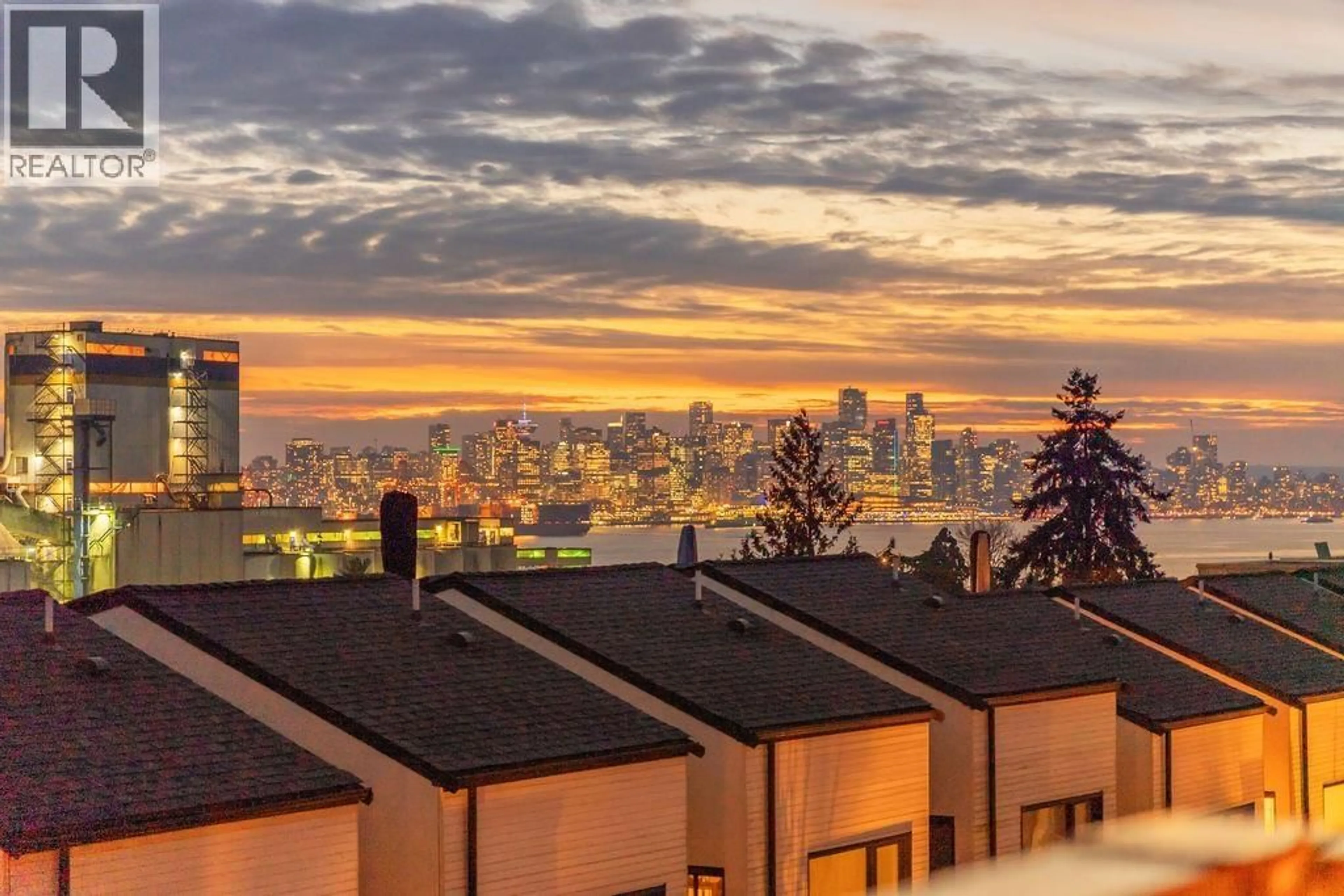 Unknown for 223 - 650 2ND STREET, North Vancouver British Columbia V7L1E3