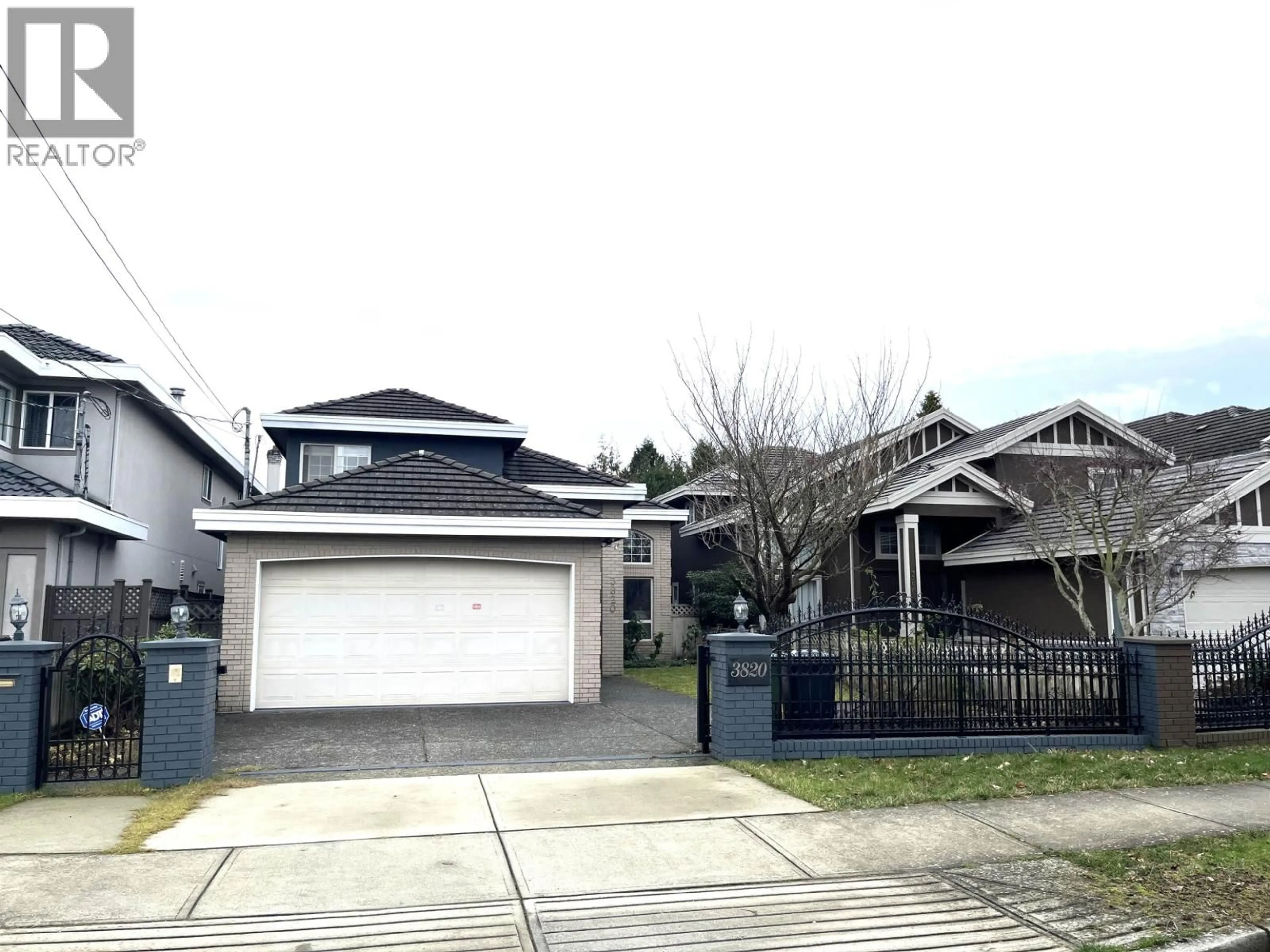 A pic from outside/outdoor area/front of a property/back of a property/a pic from drone, street for 3820 LOCKHART ROAD, Richmond British Columbia V7C1M3