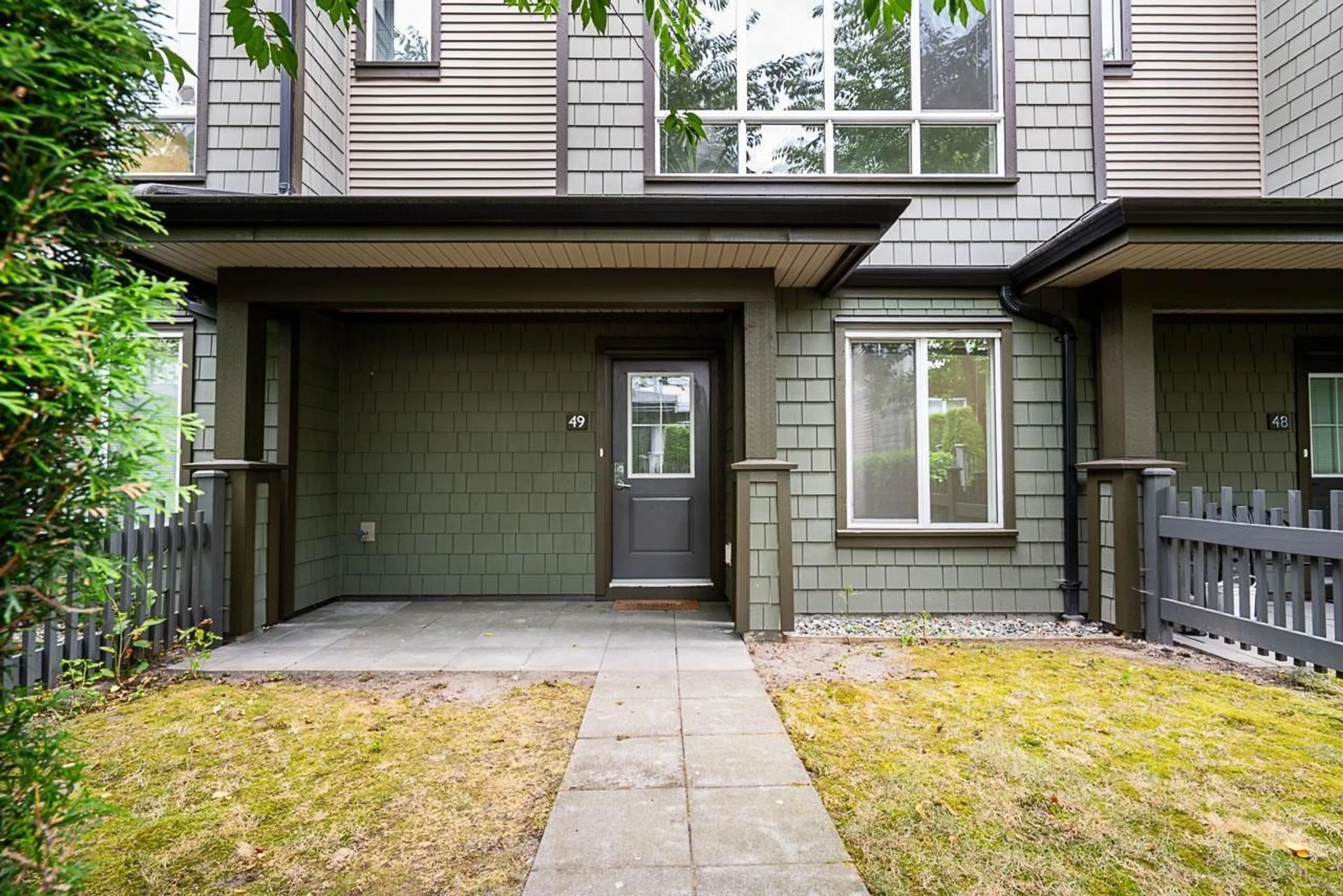 Home with vinyl exterior material, street for 49 - 8138 204 STREET, Langley British Columbia V2Y0T4