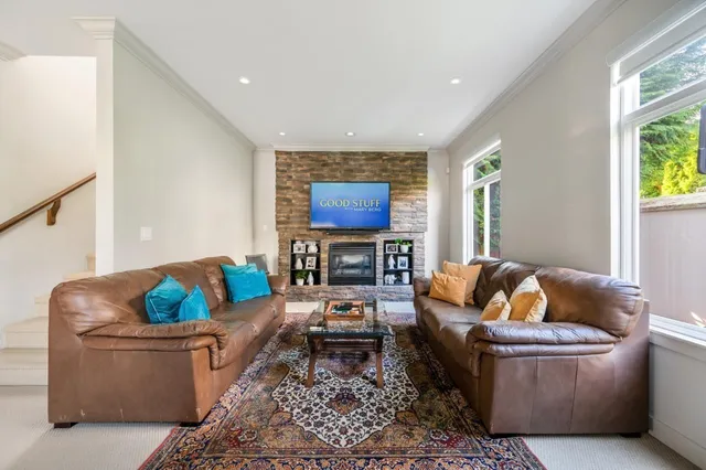 6143 150B STREET, Surrey 3