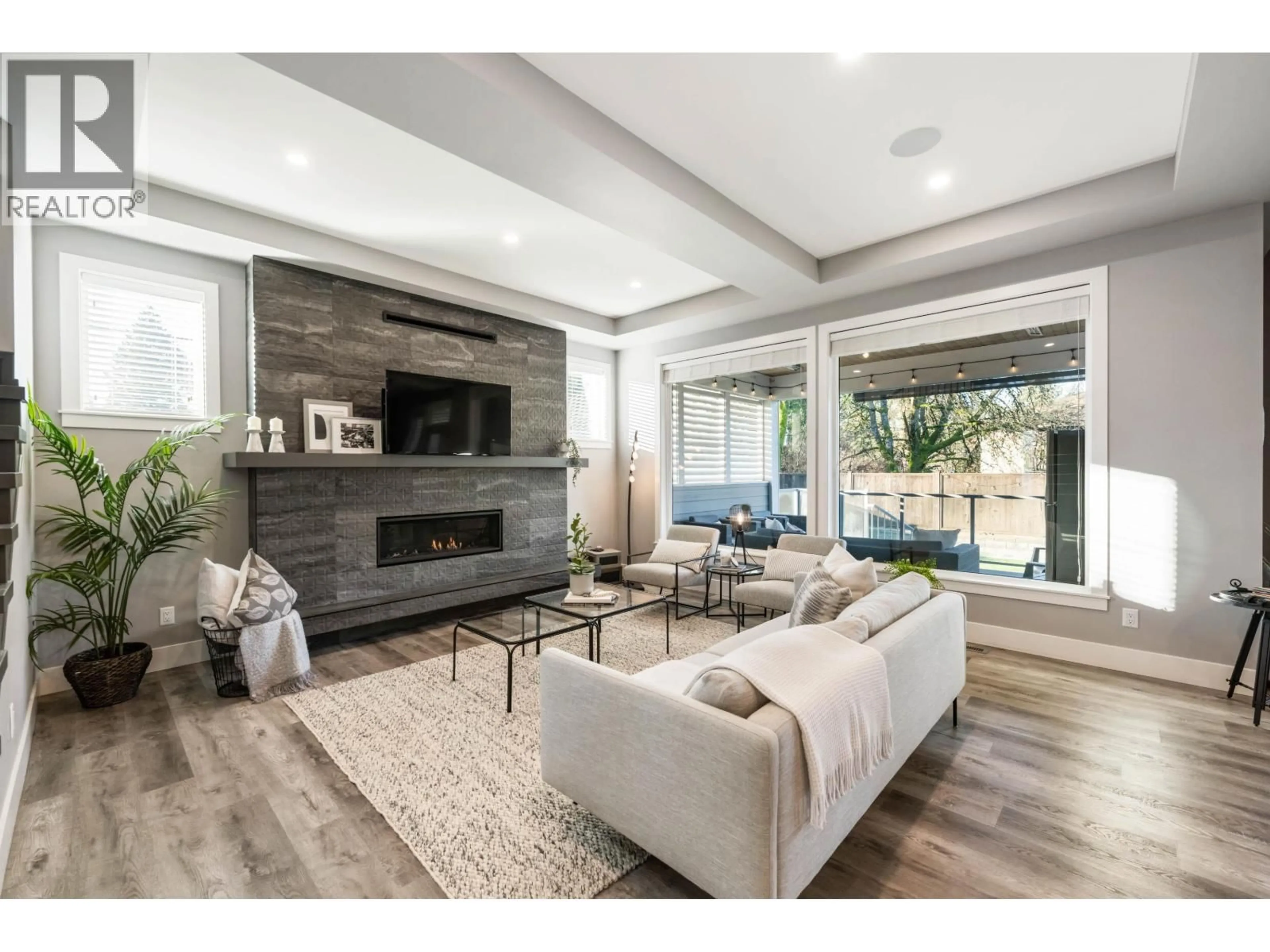 Living room with furniture, unknown for 814 LEVIS STREET, Coquitlam British Columbia V3J6A3