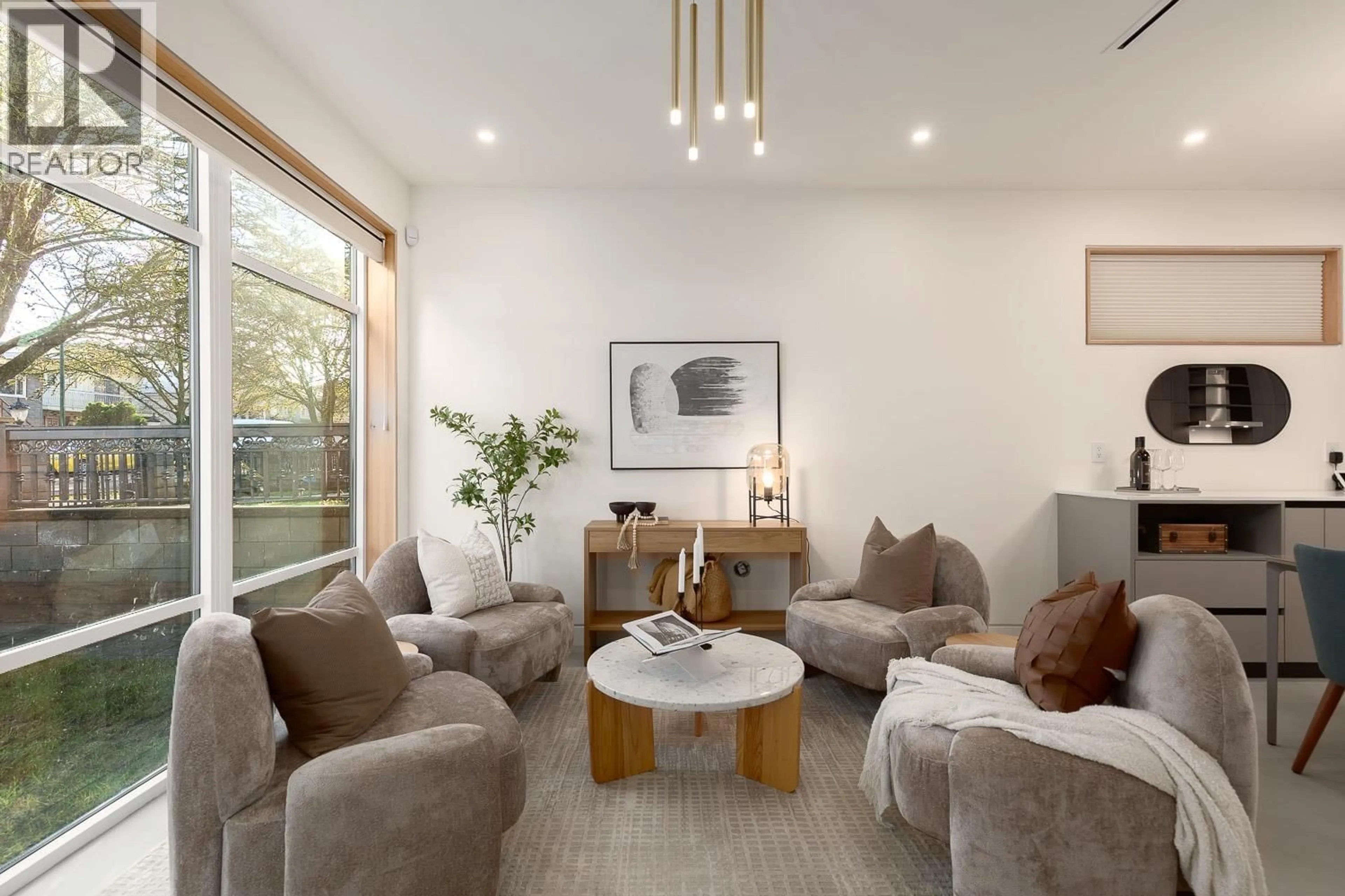 Living room with furniture, unknown for 4717 LANARK STREET, Vancouver British Columbia V5N3R9