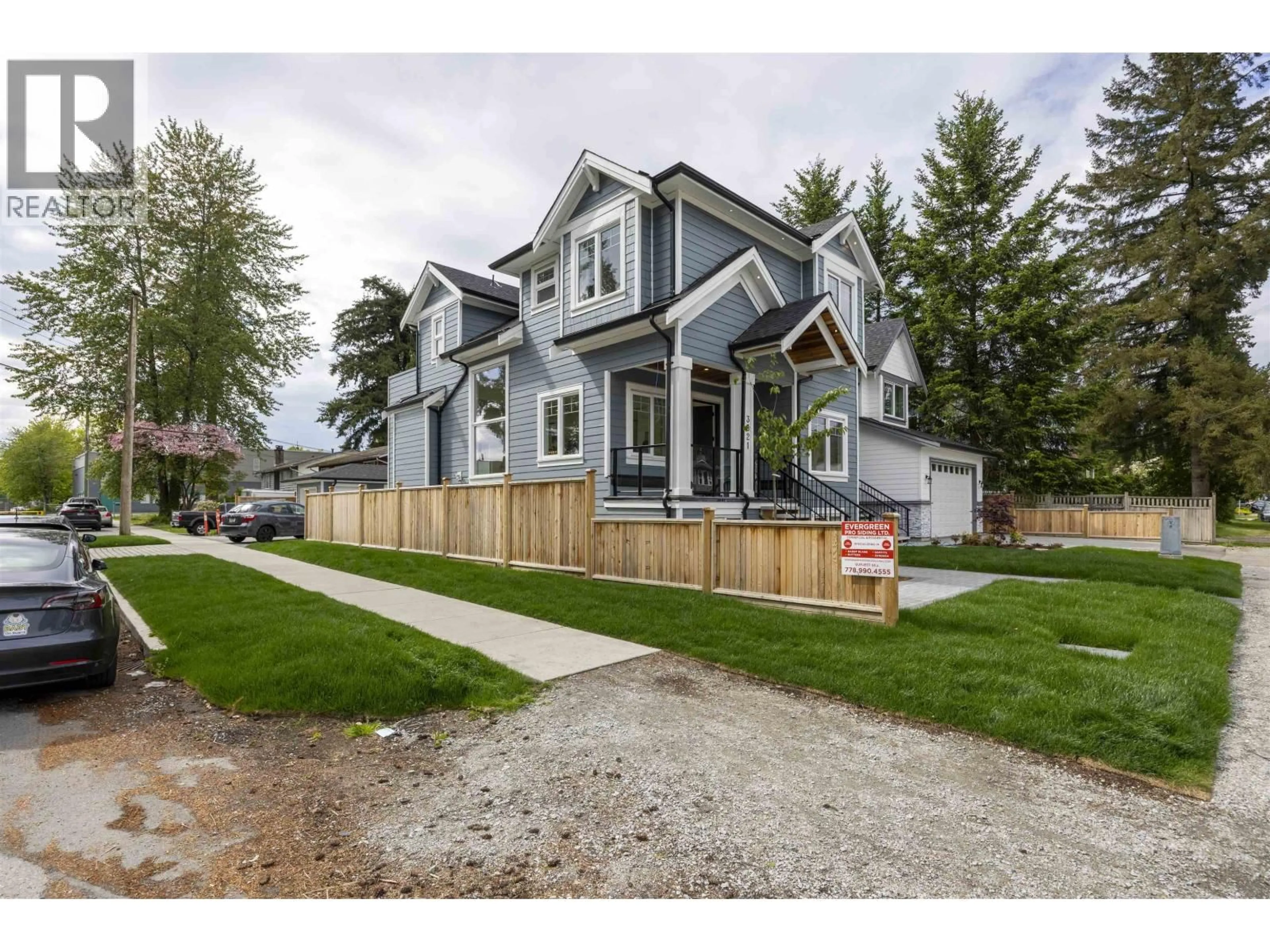 Home with vinyl exterior material, street for 3321 OXFORD STREET, Port Coquitlam British Columbia V3B4C9