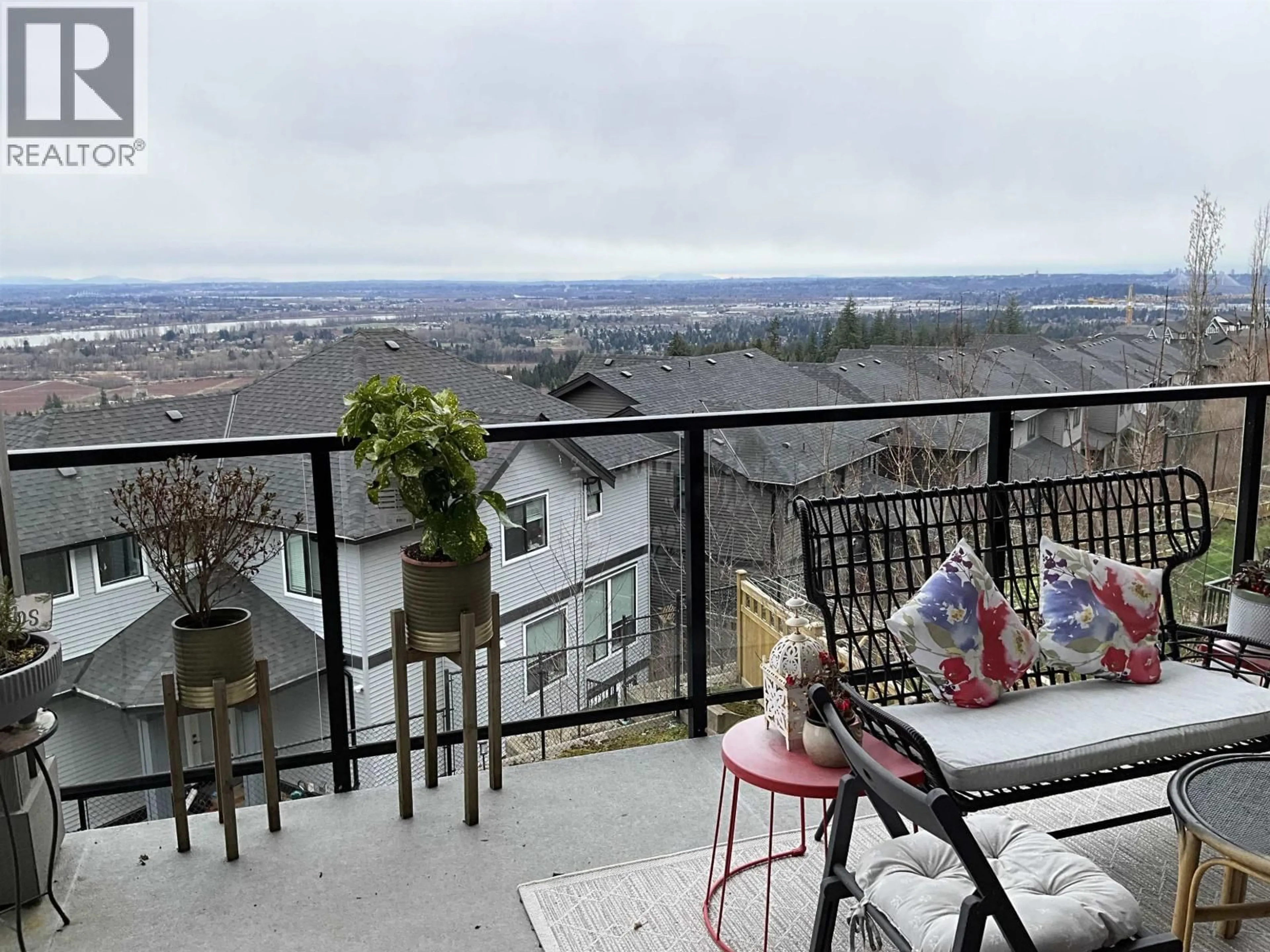Patio, mountain view for 3574 HARPER ROAD, Coquitlam British Columbia V3E0P2