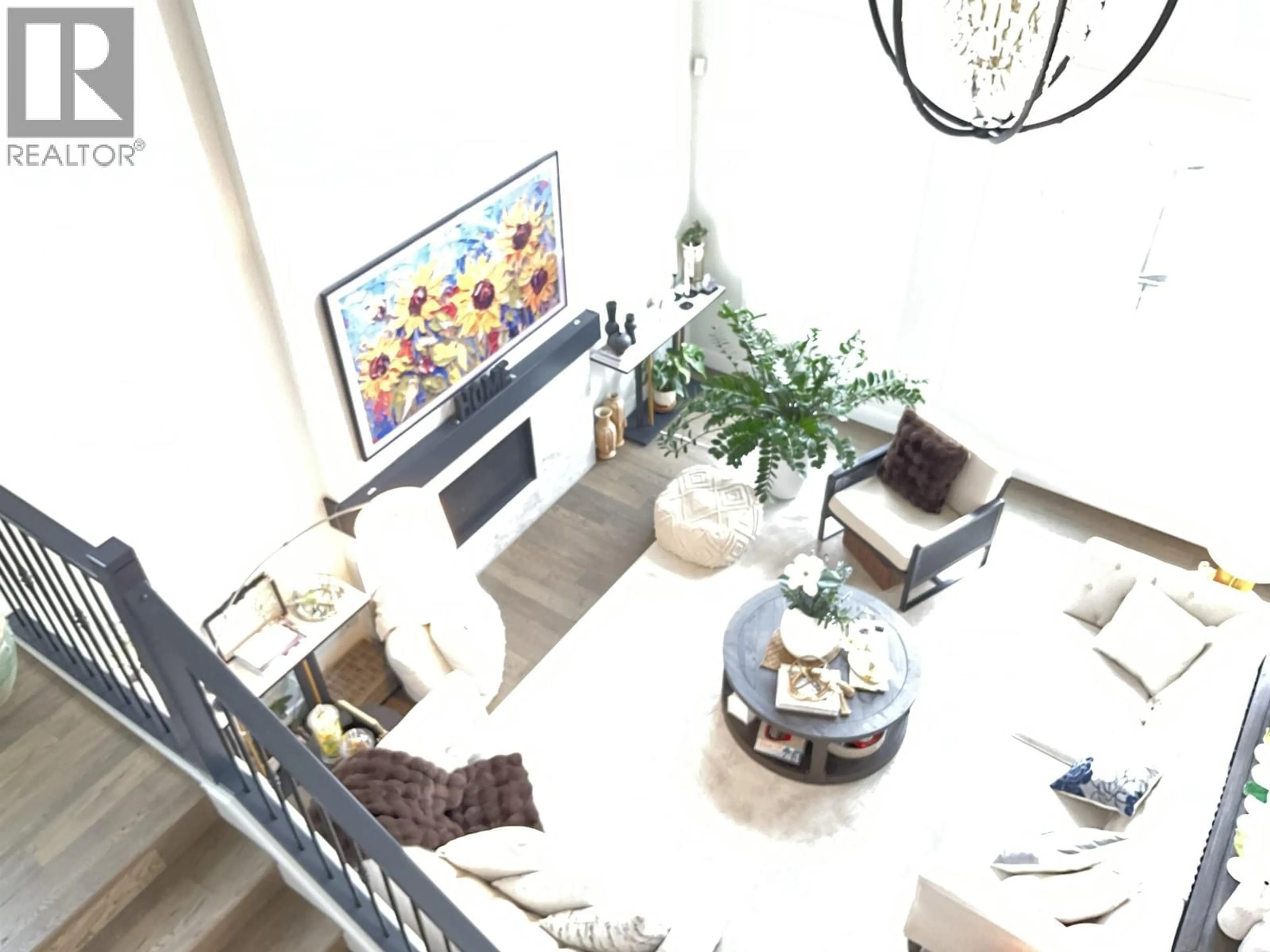 Living room with furniture, unknown for 3574 HARPER ROAD, Coquitlam British Columbia V3E0P2