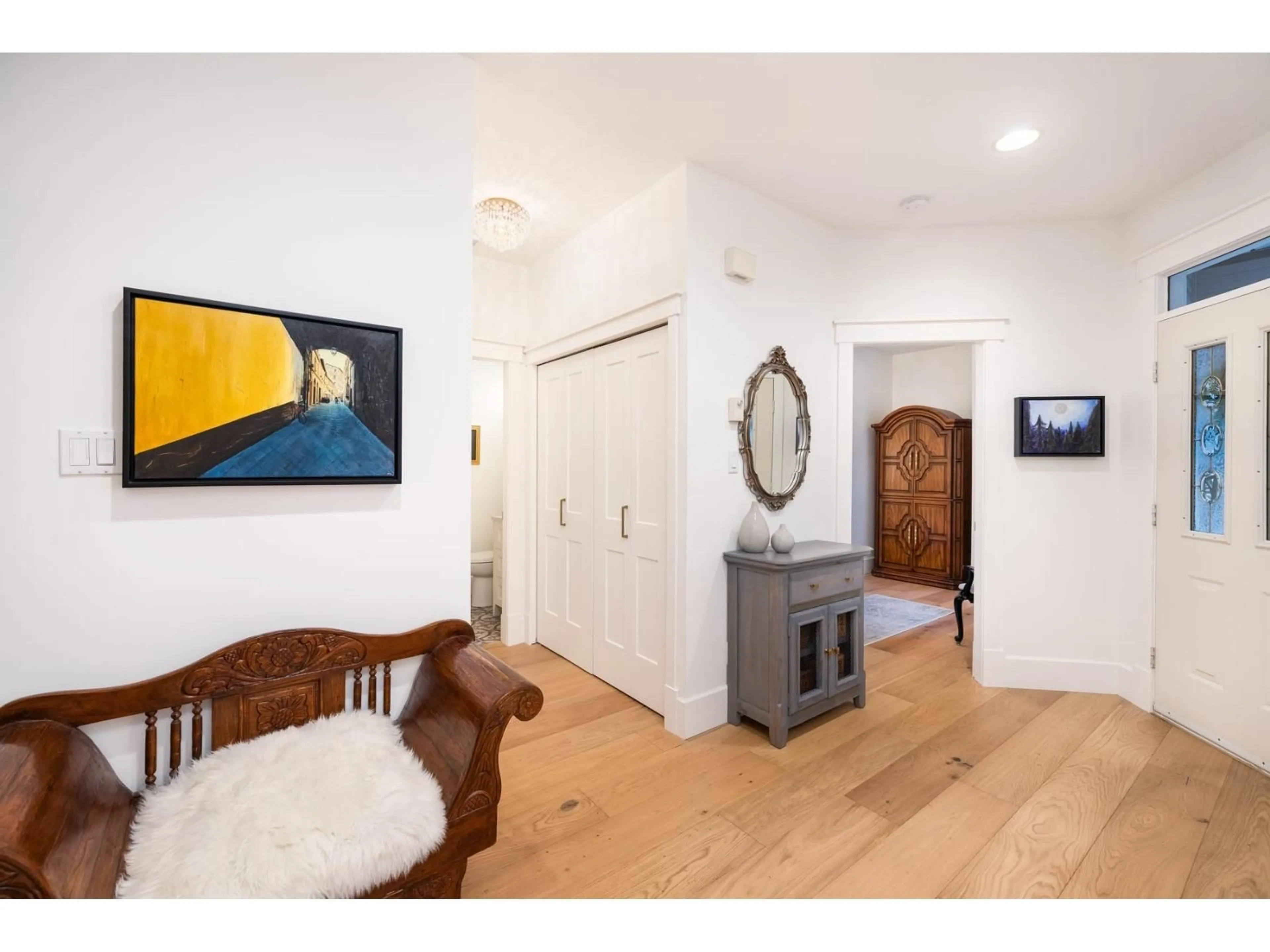 Indoor entryway for 75 - 2533 152 STREET, Surrey British Columbia V4P1N4