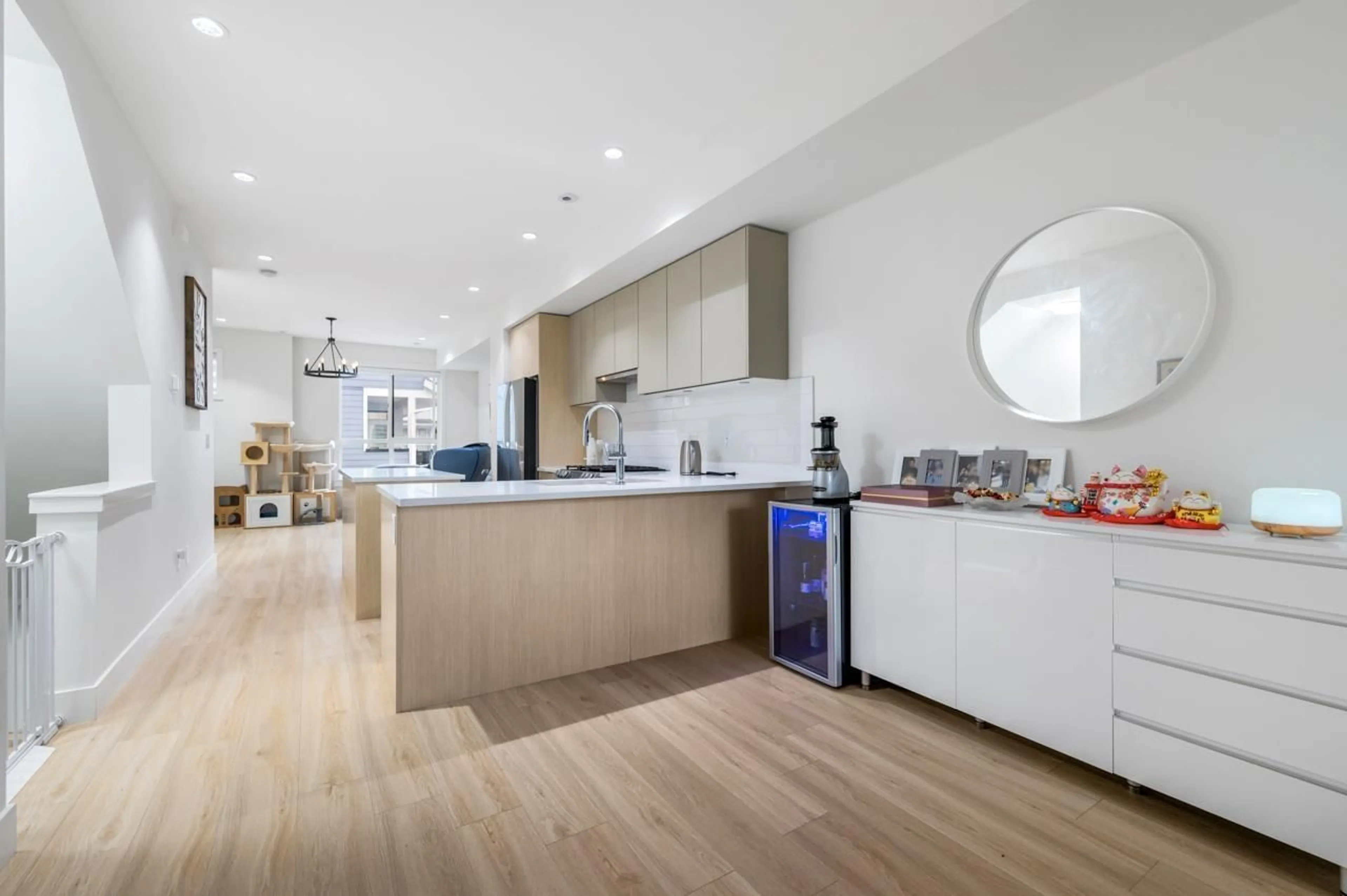 Open concept kitchen, unknown for 56 - 11556 72A AVENUE, Delta British Columbia V4C1A9