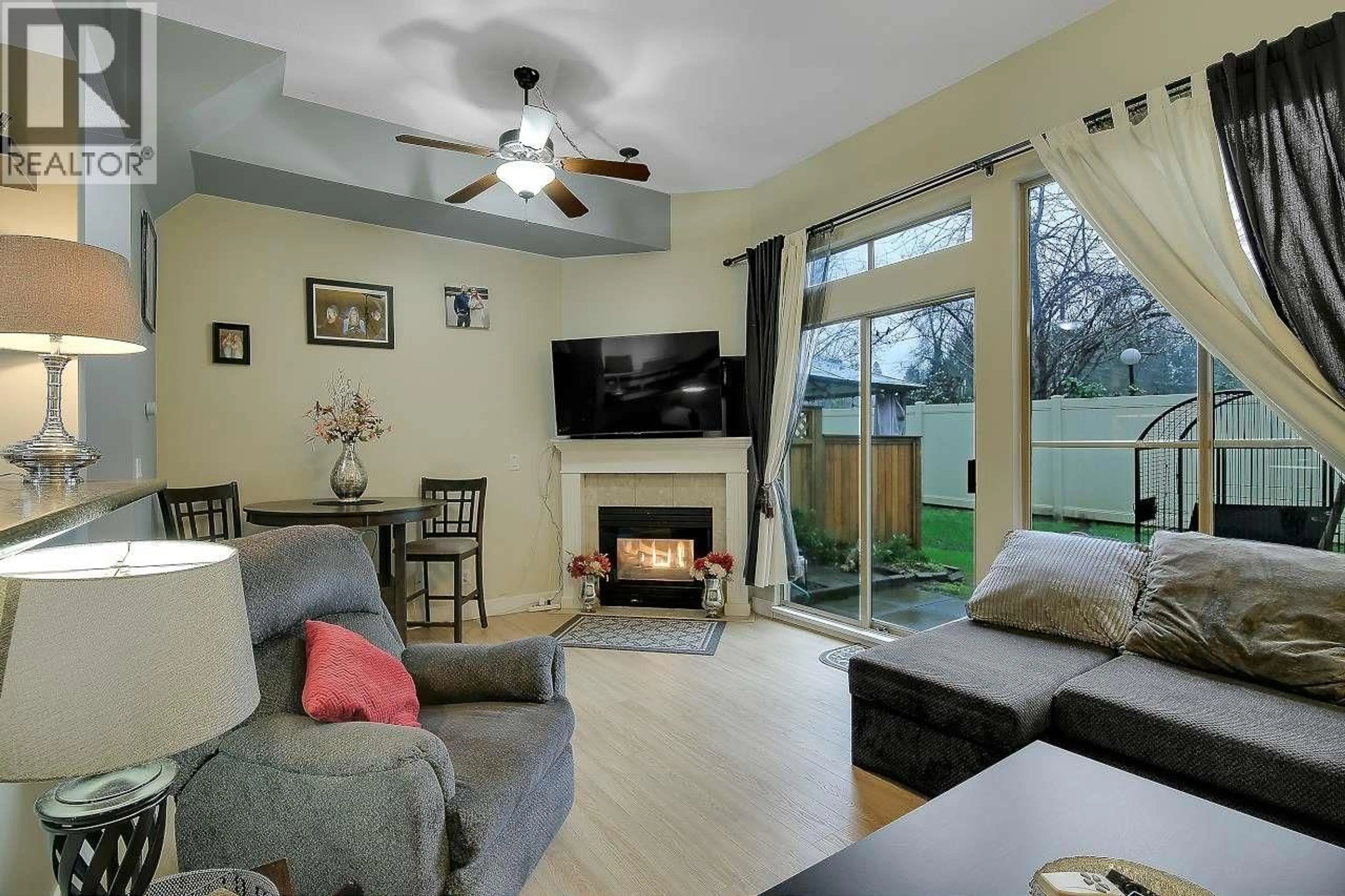 Living room with furniture, unknown for 42 - 21960 RIVER ROAD, Maple Ridge British Columbia V2X2C3