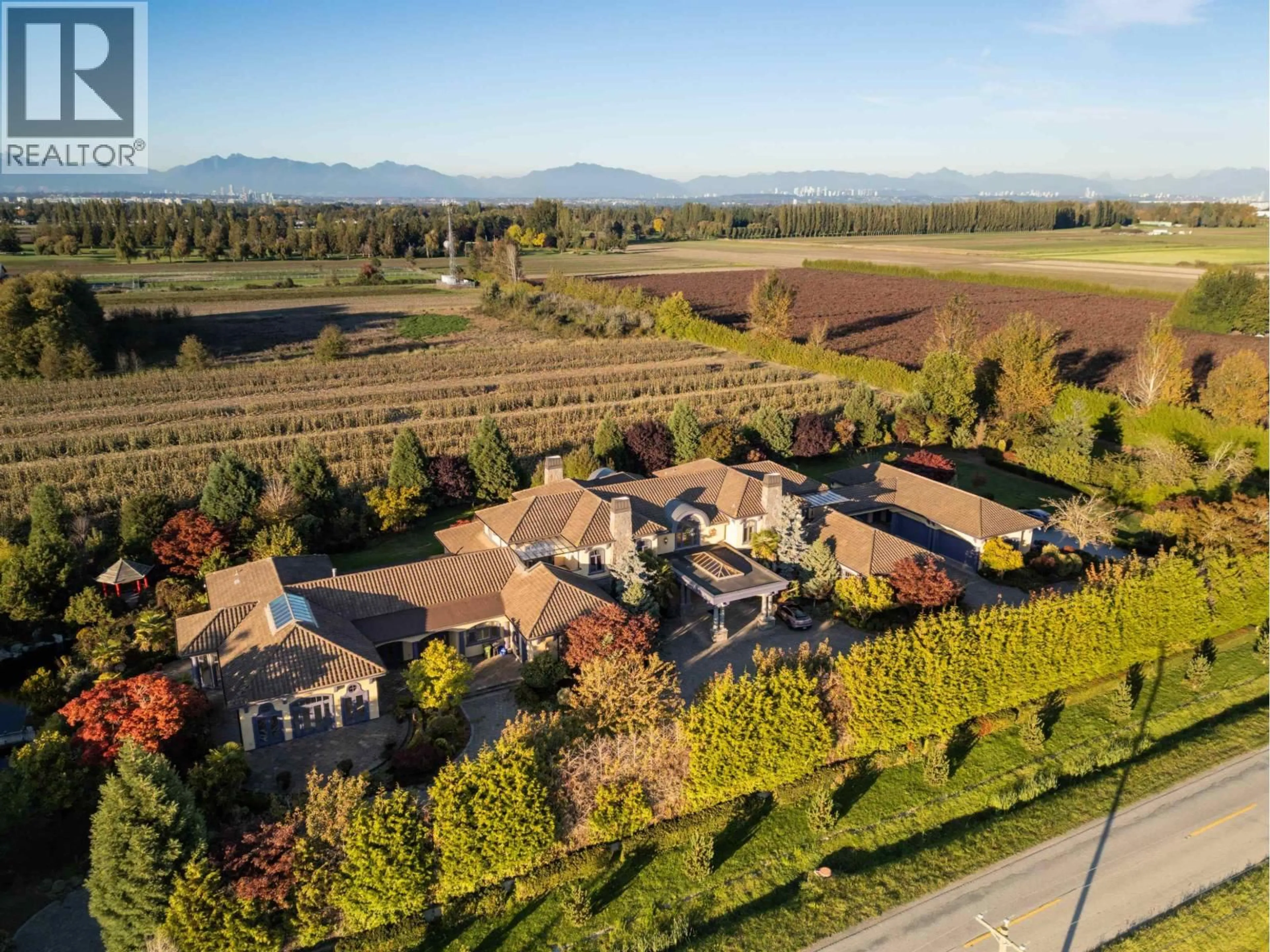 A pic from outside/outdoor area/front of a property/back of a property/a pic from drone, mountain view for 8731 FINN ROAD, Richmond British Columbia V7A5C5