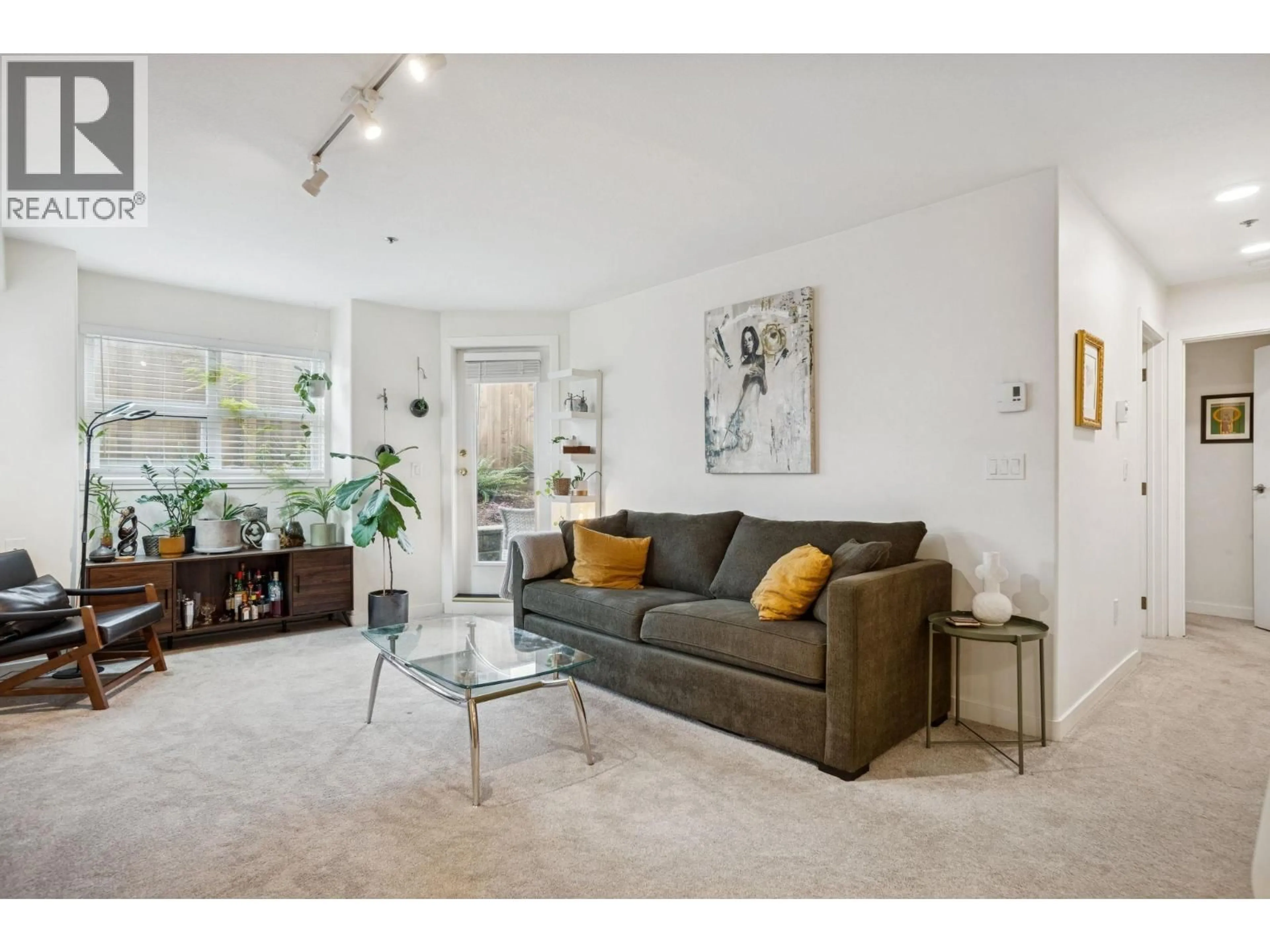 Living room with furniture, unknown for 103 - 1515 6TH AVENUE, Vancouver British Columbia V5N1P2