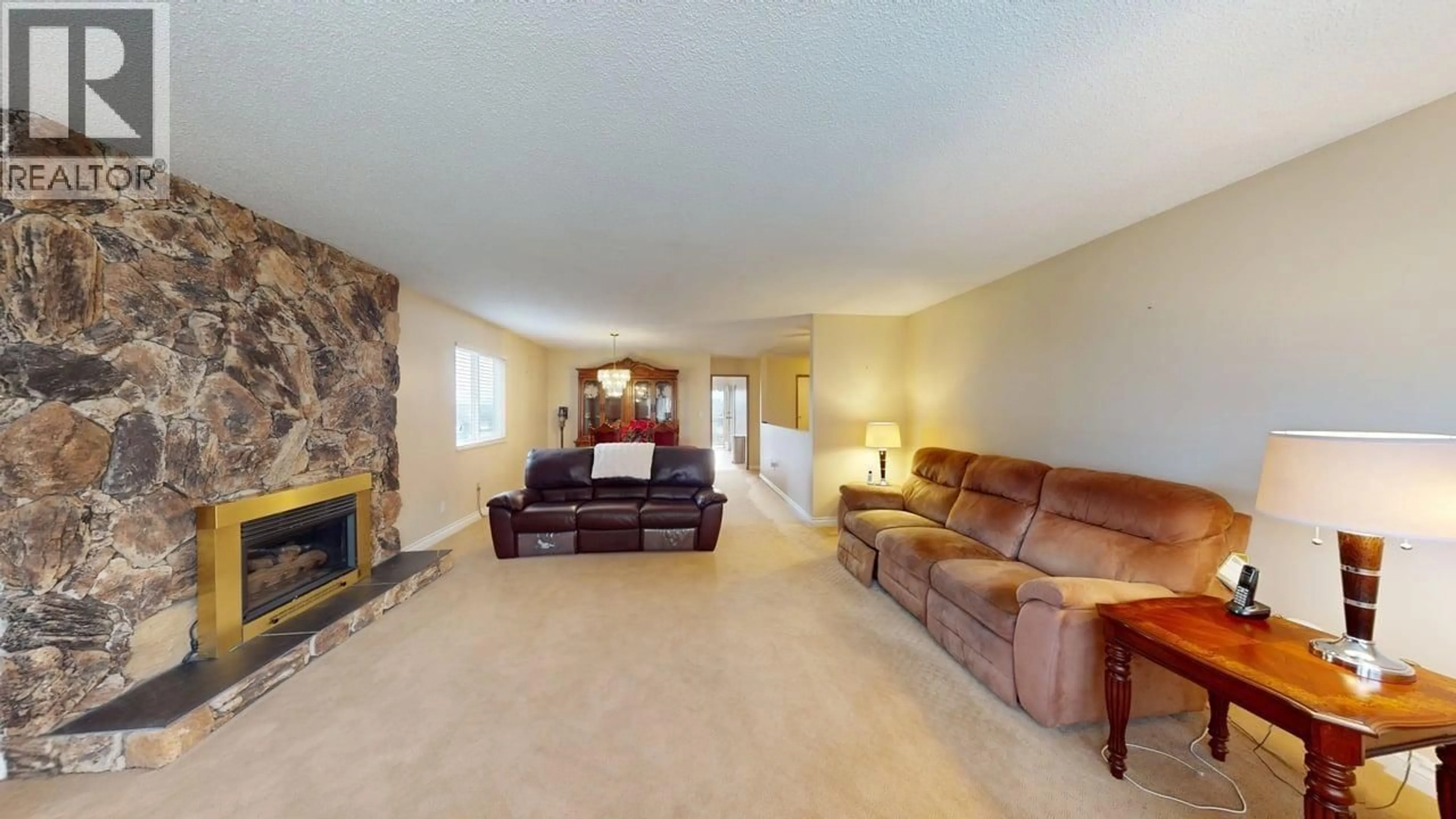 Living room with furniture, unknown for 197 WARRICK STREET, Coquitlam British Columbia V3K6C1