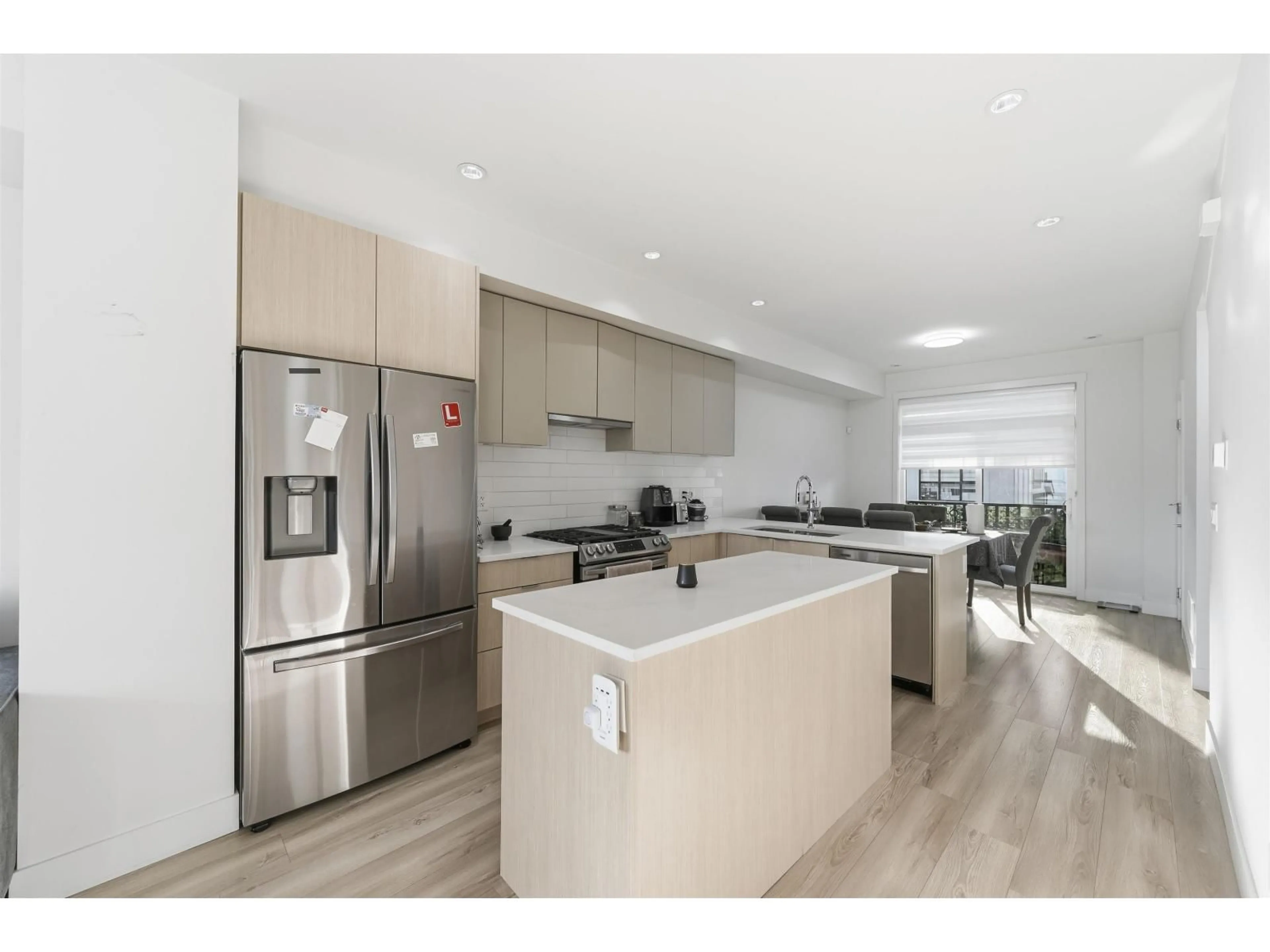 Open concept kitchen, unknown for 24 - 11556 72A AVENUE, Delta British Columbia V4C1A9