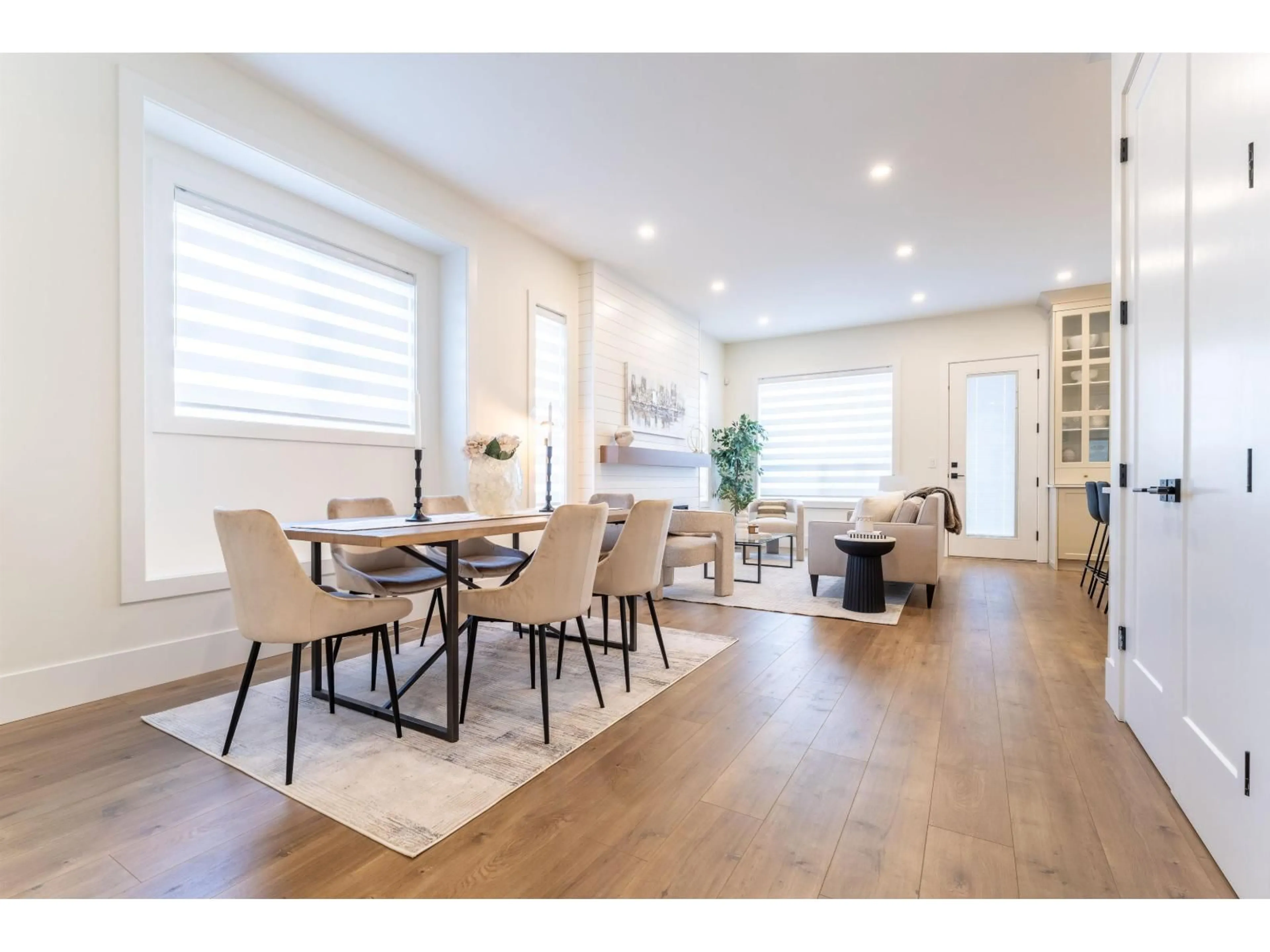 Unknown for 7028 205 STREET, Langley British Columbia V2Y1S9