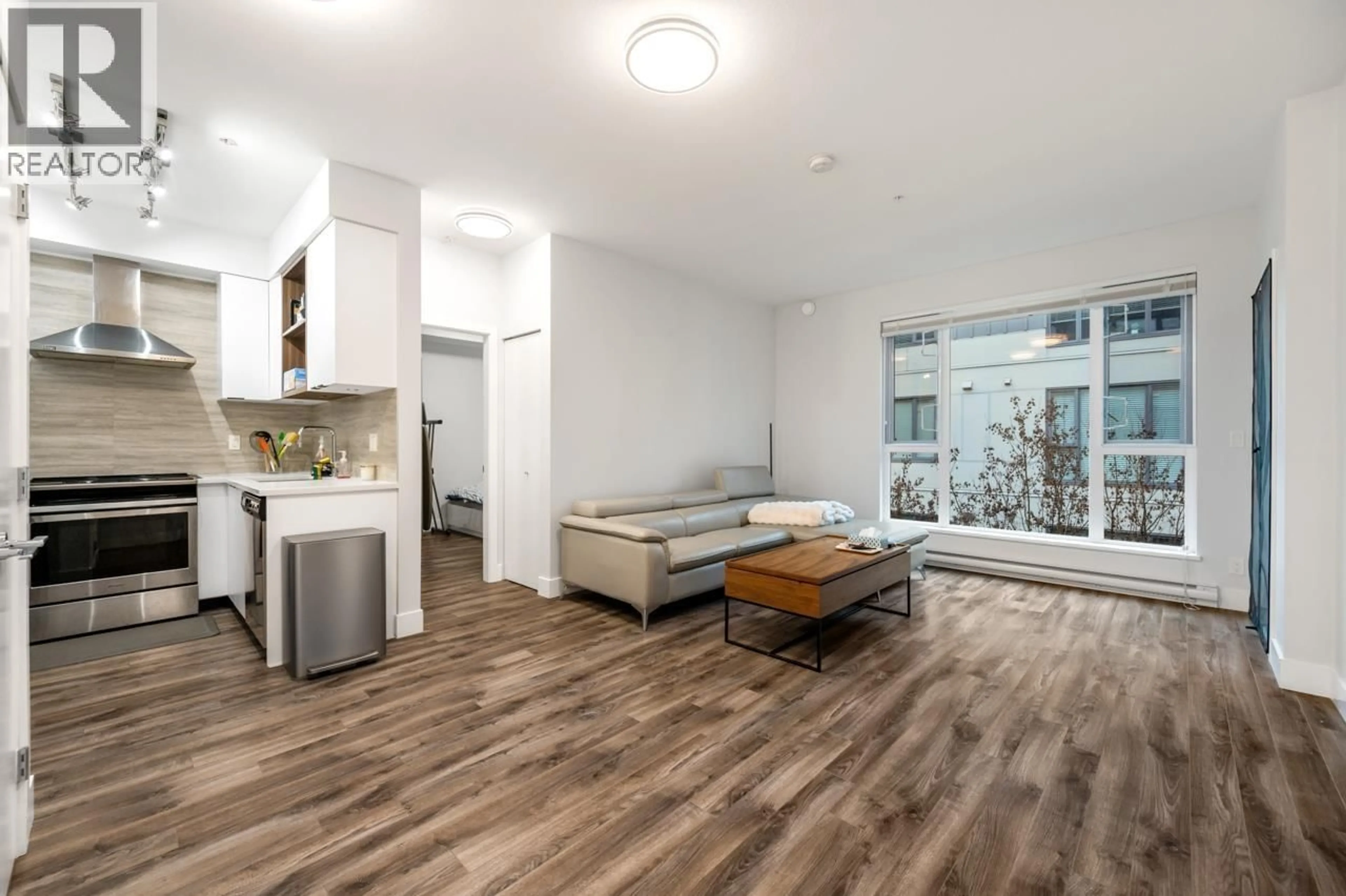 Living room with furniture, unknown for 309 - 5355 LANE STREET, Burnaby British Columbia V5H0H1