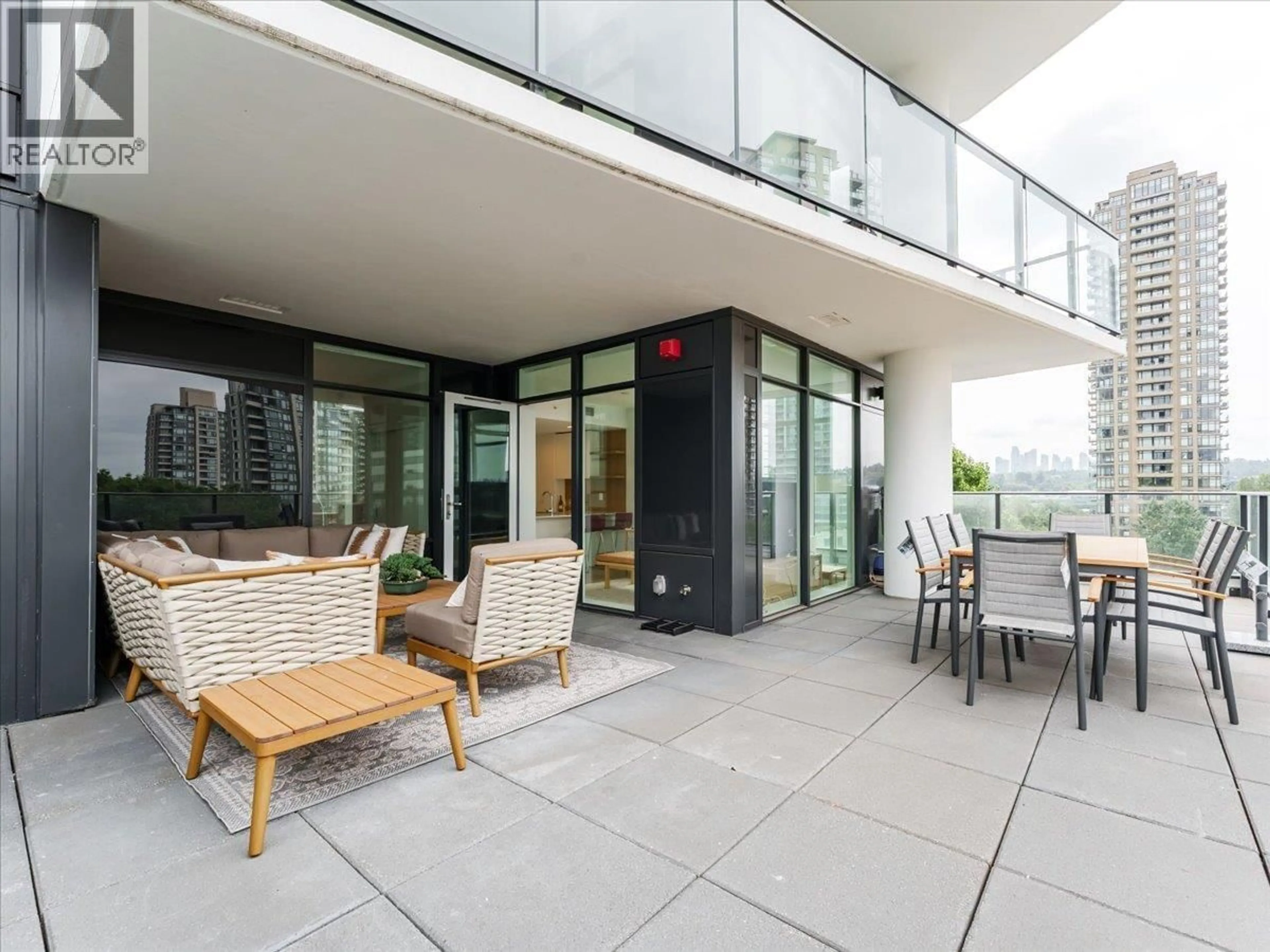 Patio, unknown for 502 - 2181 MADISON AVENUE, Burnaby British Columbia V5C0N4