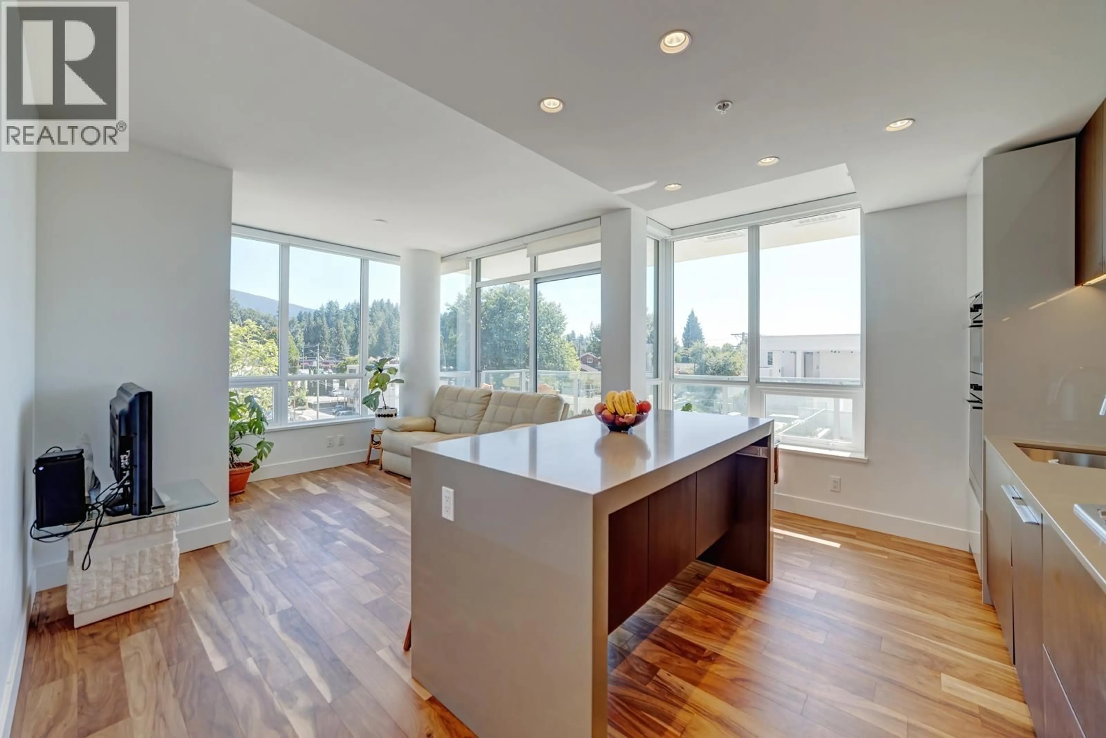 Open concept kitchen, unknown for 301 - 1675 LIONS GATE LANE, North Vancouver British Columbia V7P3B4
