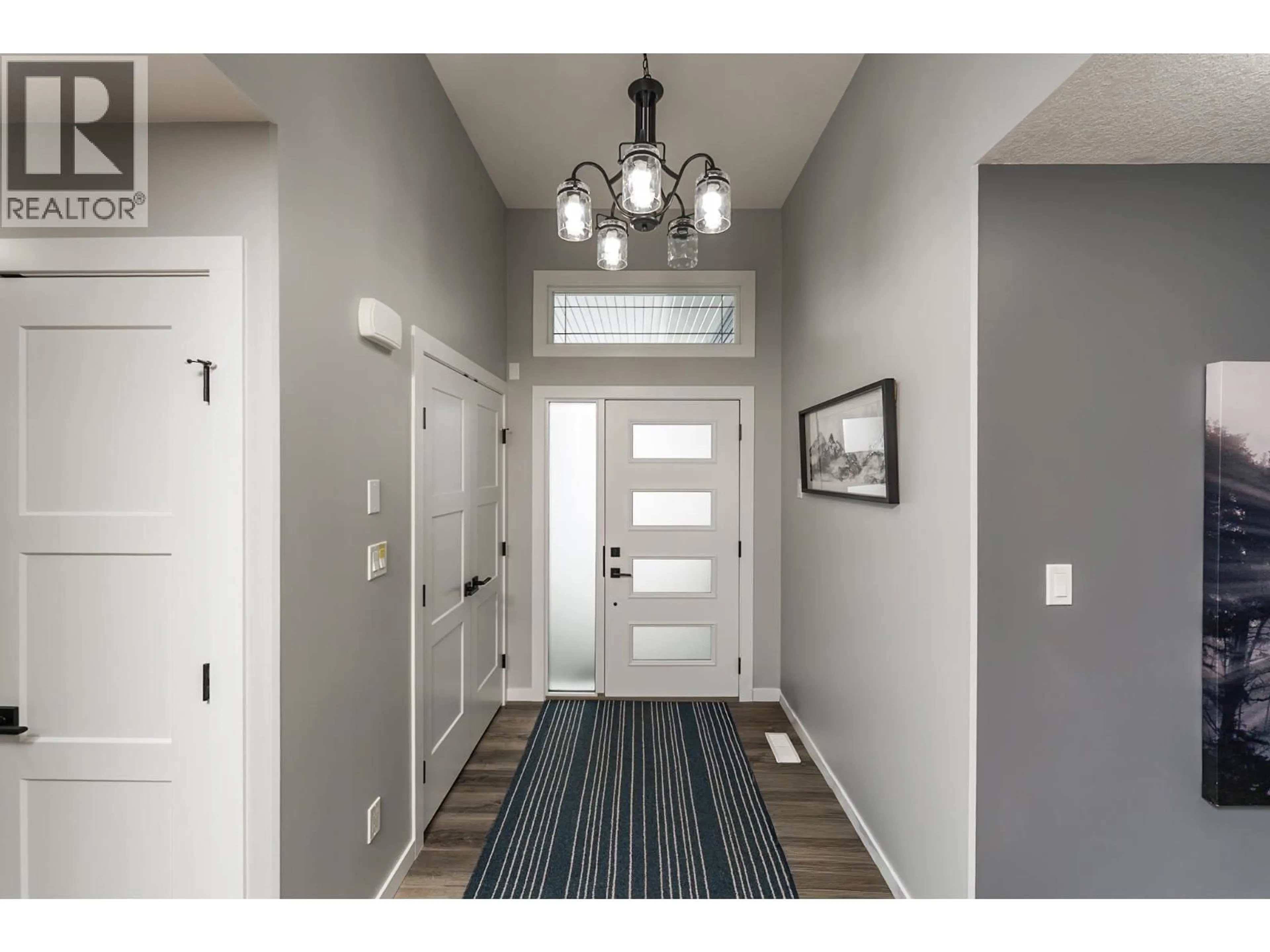 Indoor entryway for 5488 VENTA DRIVE, Prince George British Columbia V2K0B6