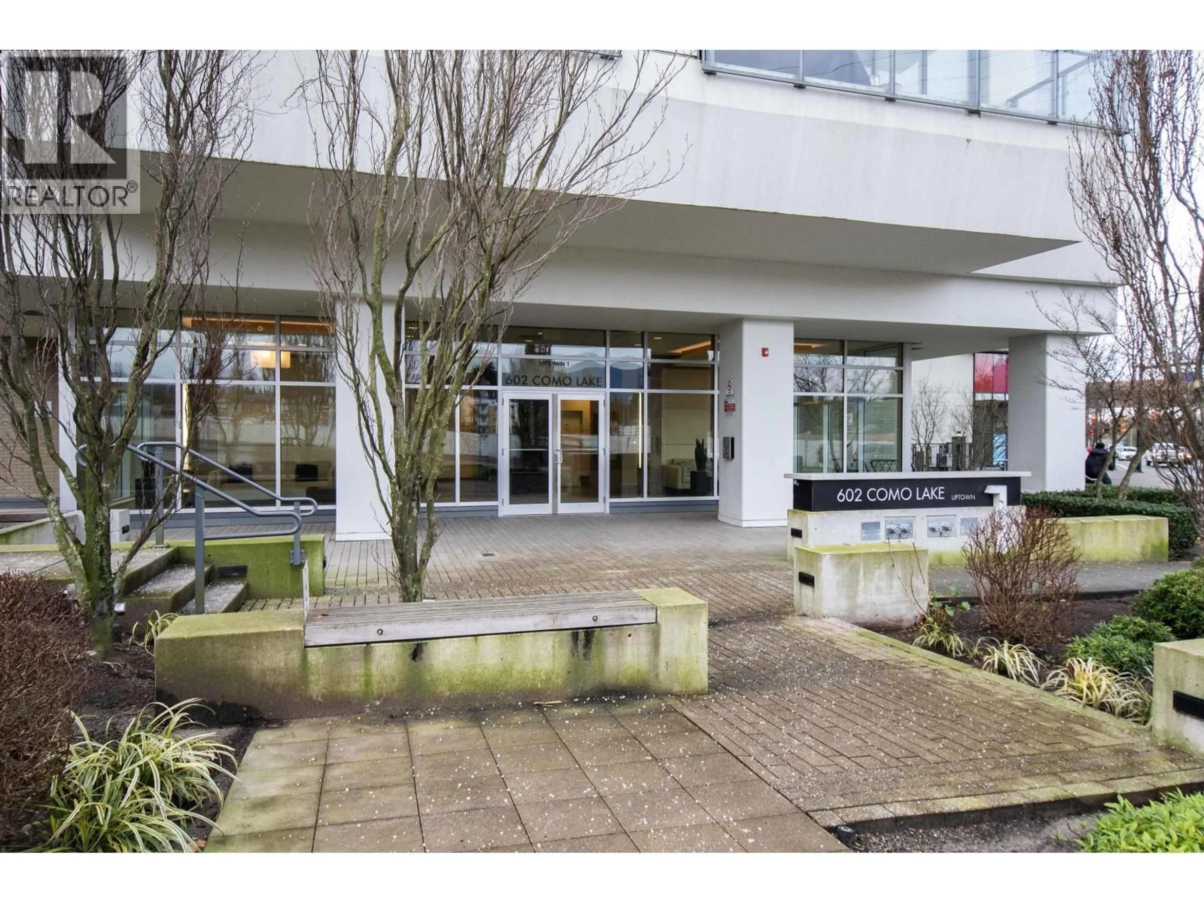 Indoor foyer for 1101 - 602 COMO LAKE AVENUE, Coquitlam British Columbia V3J0G2