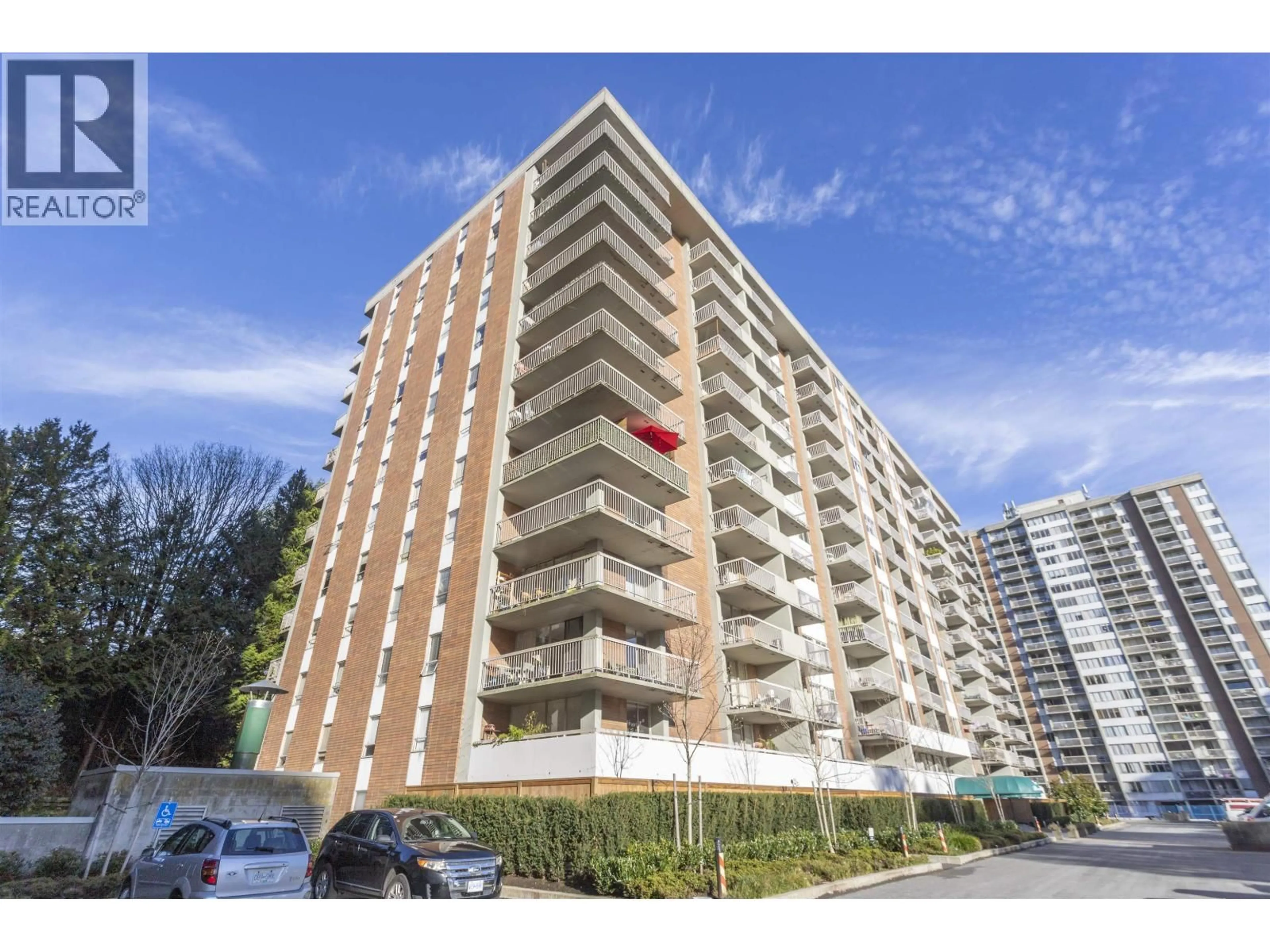 A pic from outside/outdoor area/front of a property/back of a property/a pic from drone, building for 315 - 2012 FULLERTON AVENUE, North Vancouver British Columbia V7P3E3