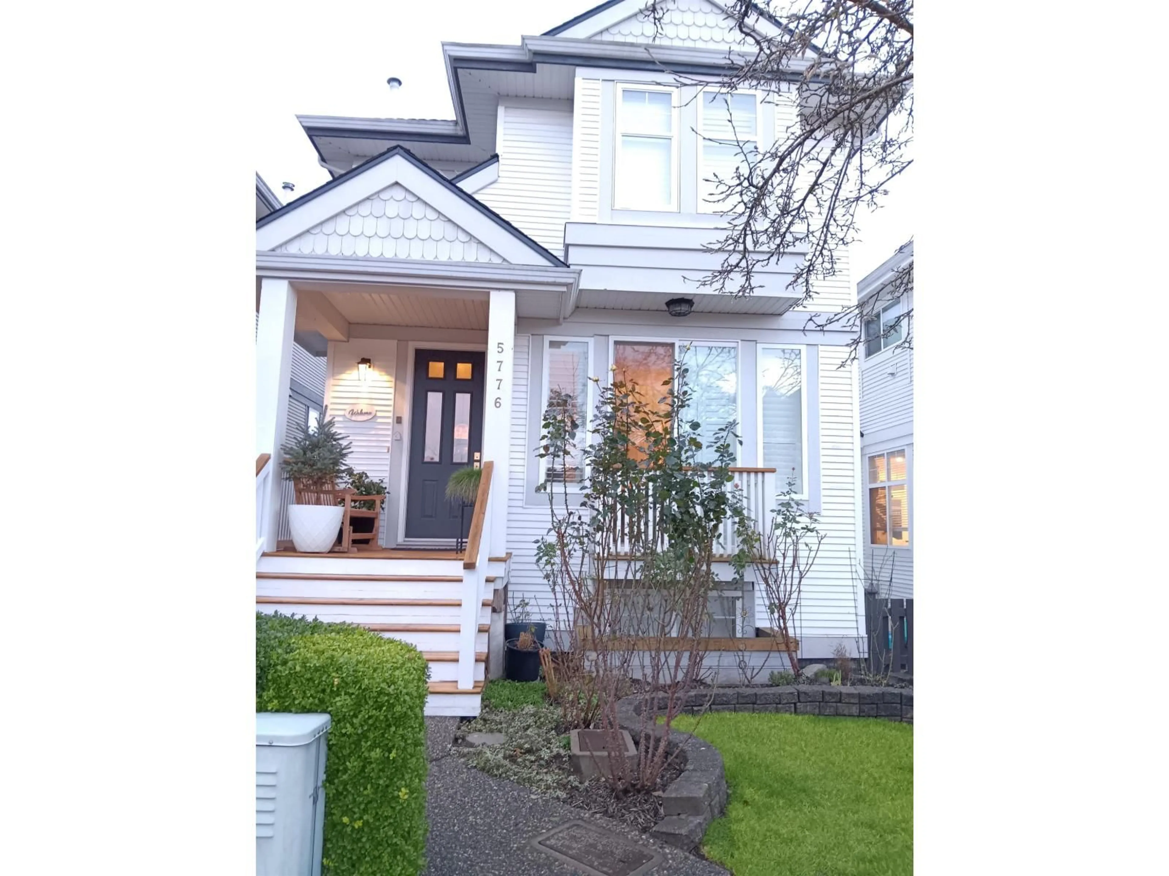 Unknown for 5776 149 STREET, Surrey British Columbia V3S8W4