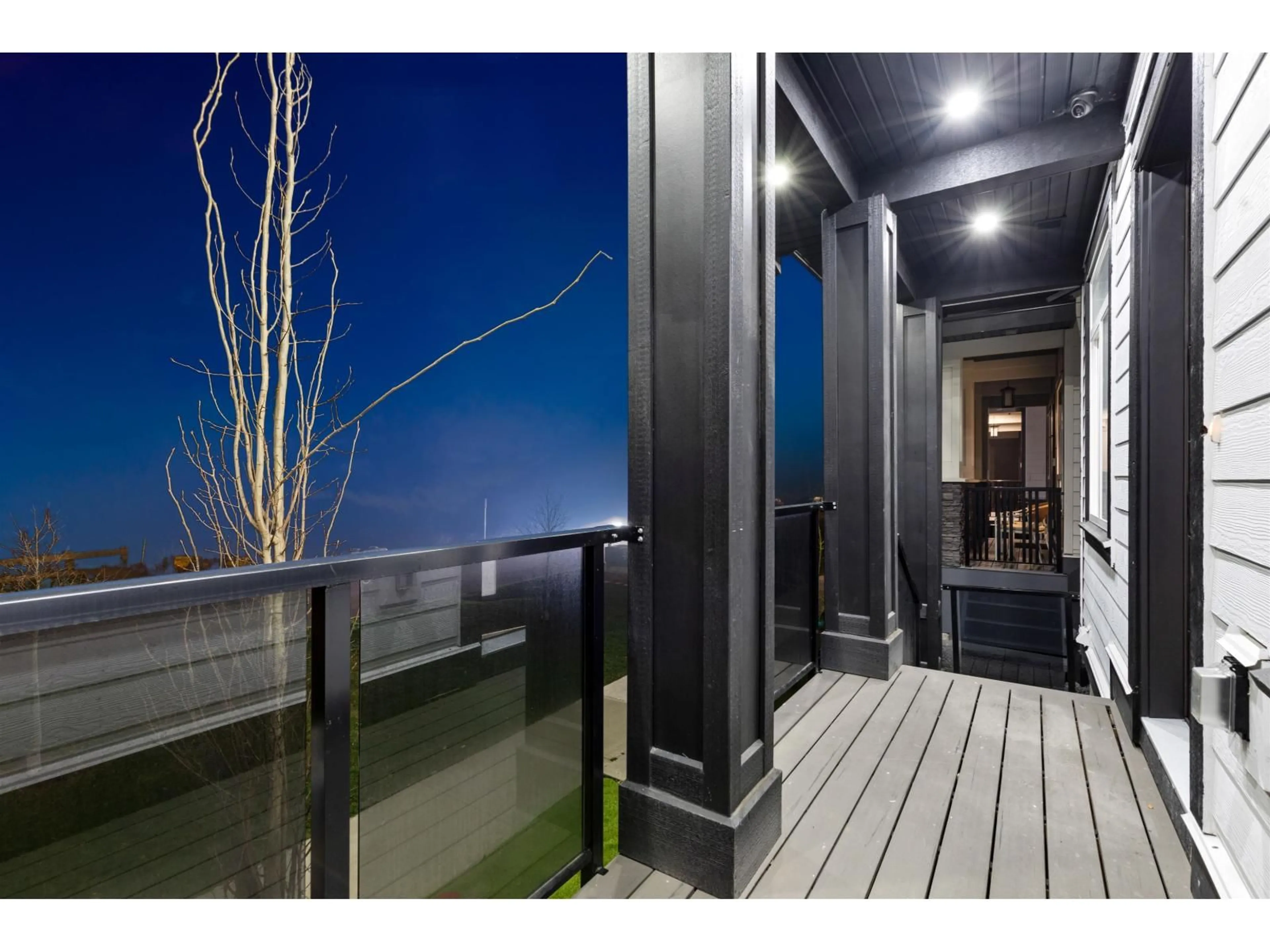 Unknown for 16717 15A AVENUE, Surrey British Columbia V3S9X7