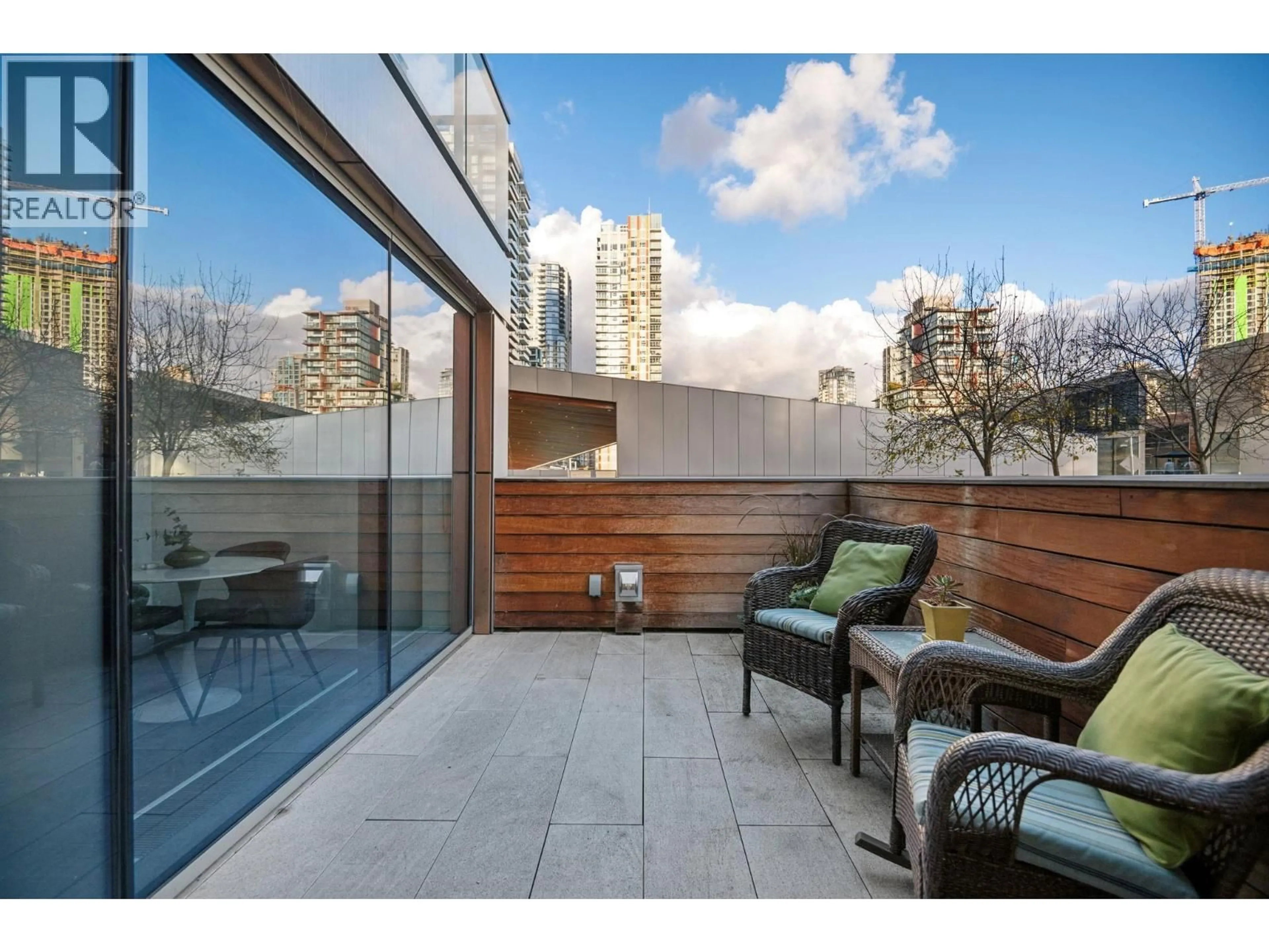 Patio, unknown for 808 - 1480 HOWE STREET, Vancouver British Columbia V6Z0G5