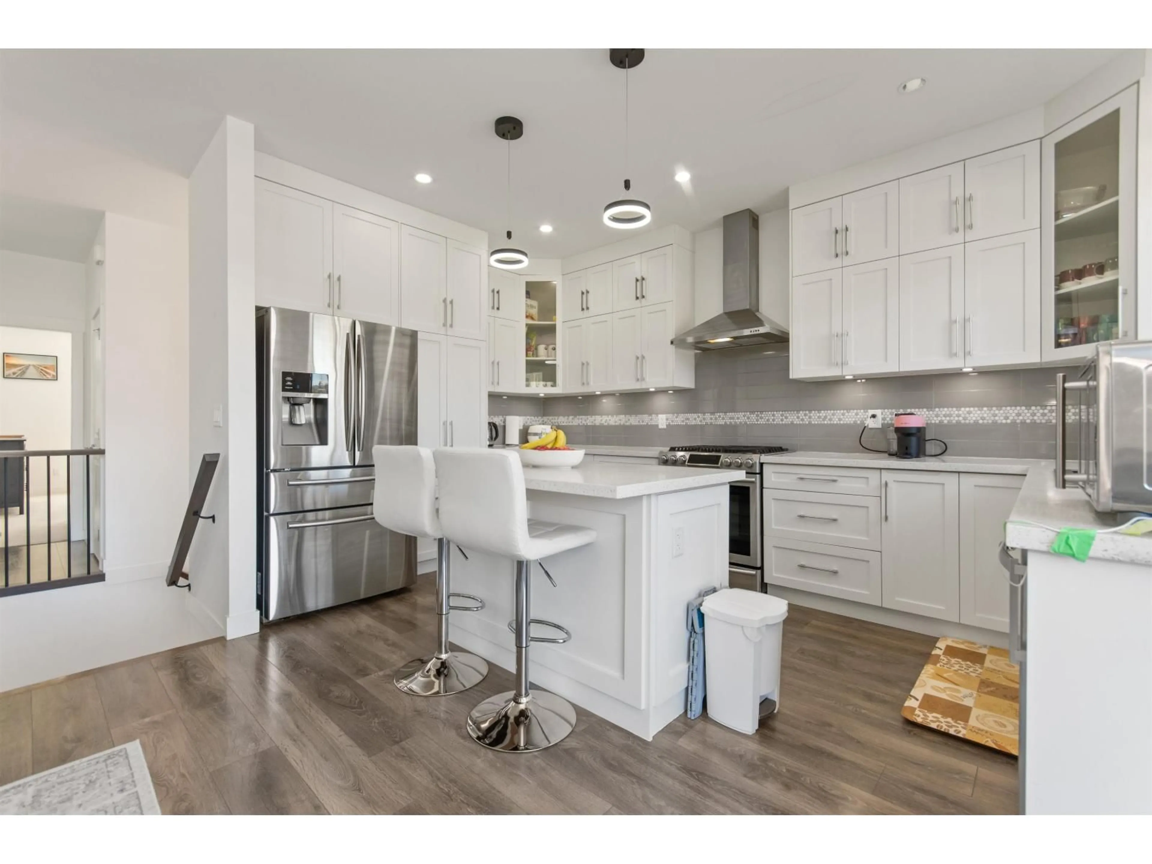 Open concept kitchen, unknown for 10 - 63650 FLOOD HOPE ROAD, Hope British Columbia V0X1L2