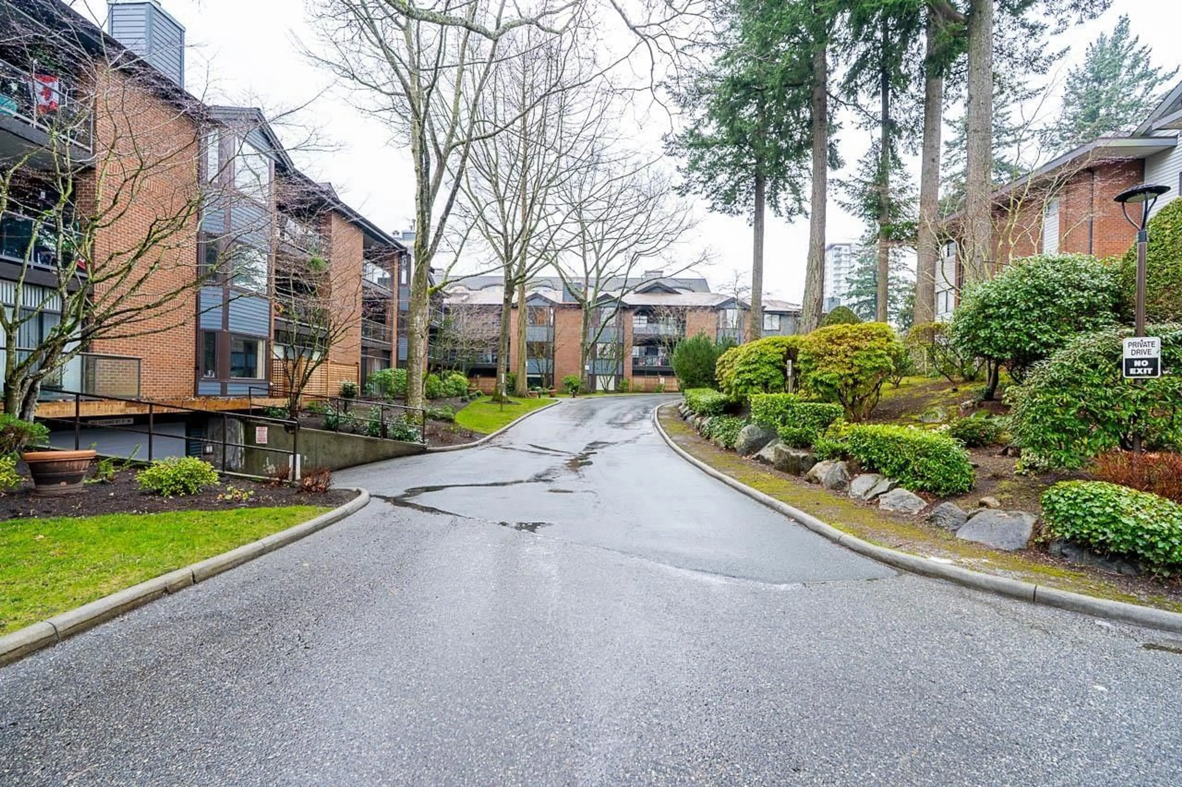 Patio, street for 312 - 15300 17 AVENUE, Surrey British Columbia V4A8Y6