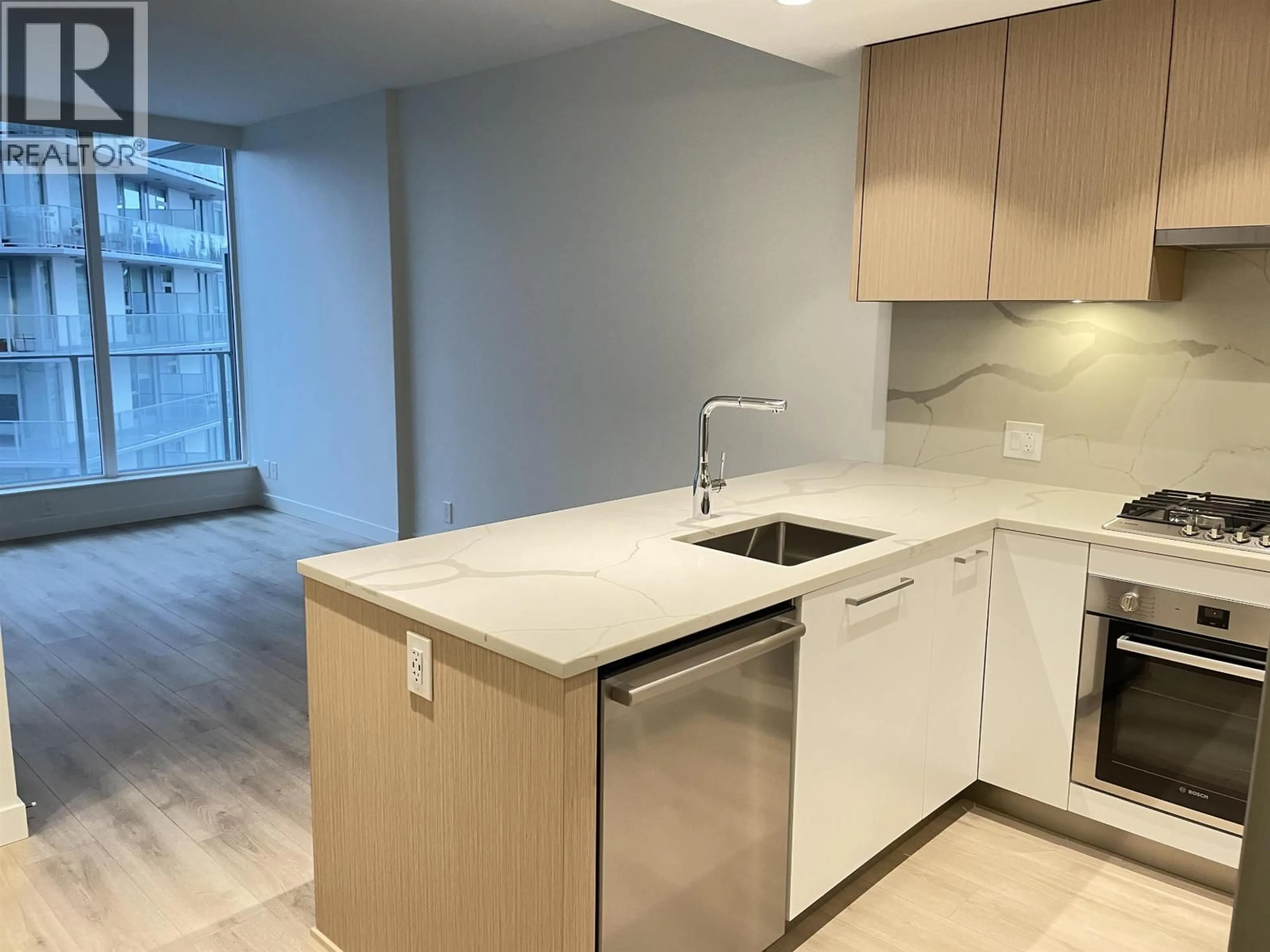 Standard kitchen, unknown for 806 - 567 CLARKE ROAD, Coquitlam British Columbia V3J0K7