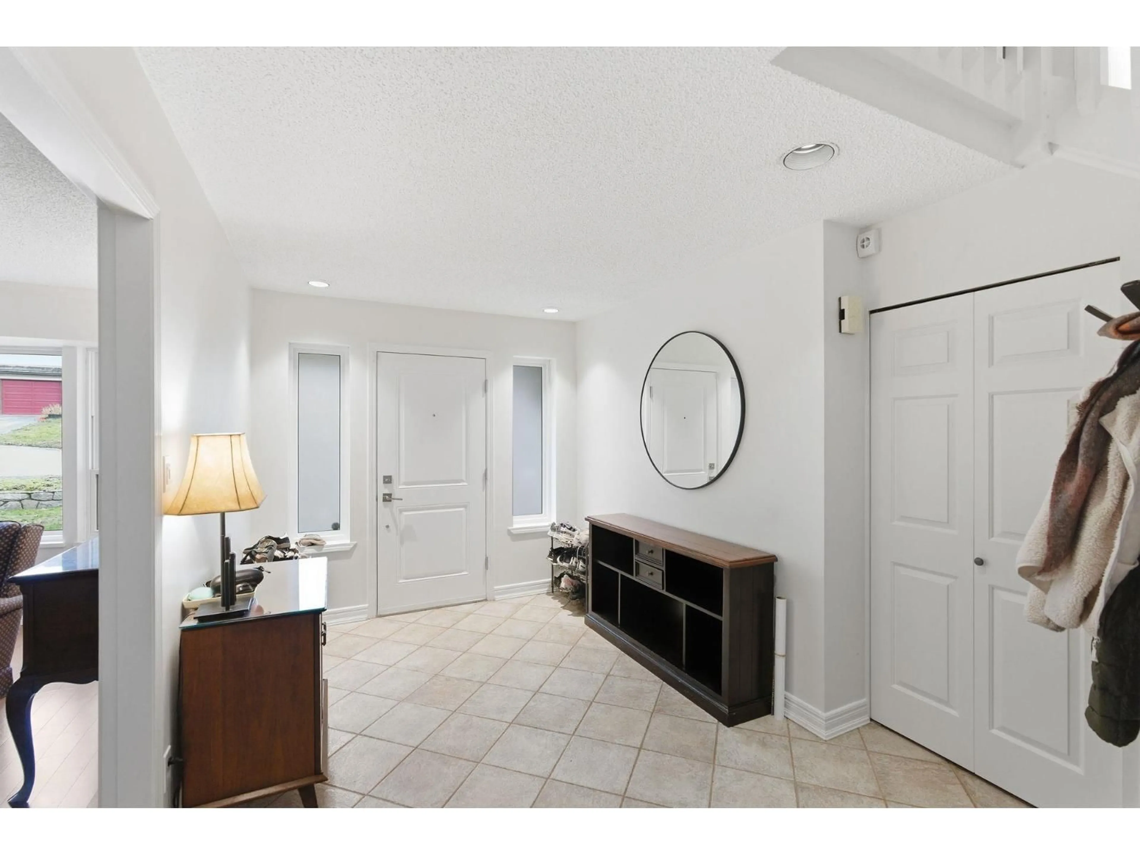 Indoor entryway for 6853 CHALET COURT, Delta British Columbia V4E3C1