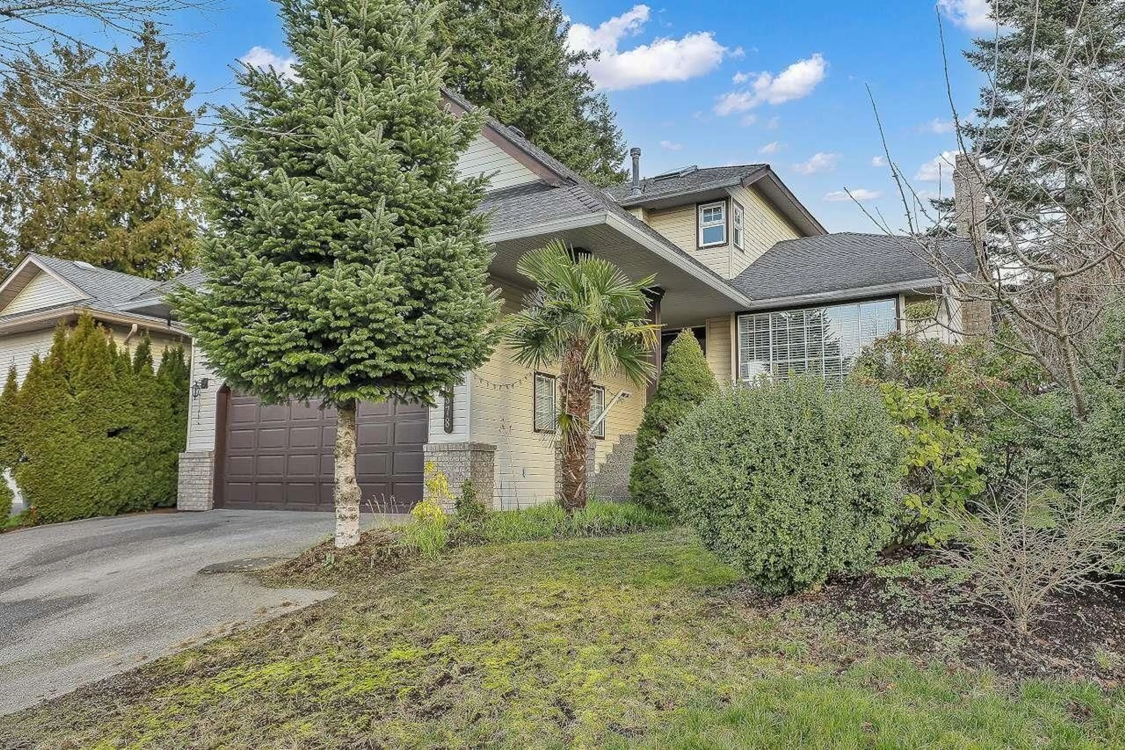 Home with brick exterior material, street for 6378 124 STREET, Surrey British Columbia V3T1P4